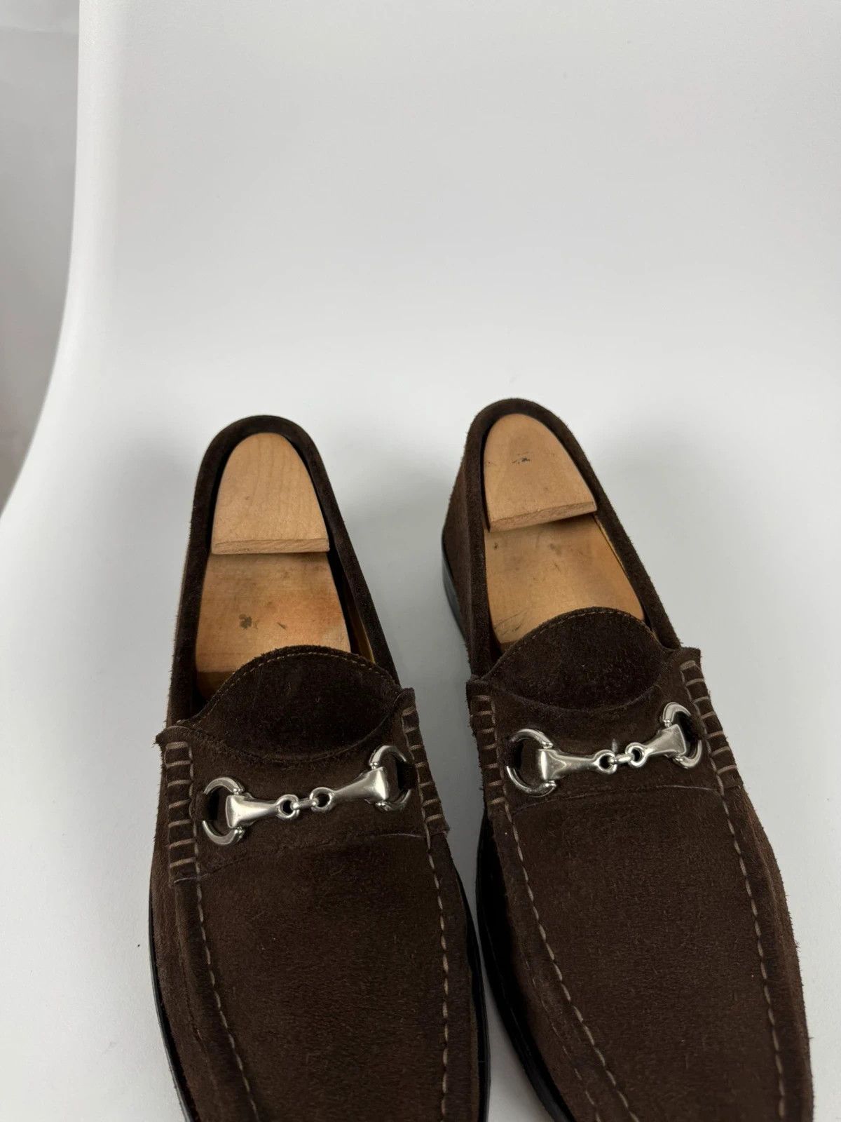 Loake Loake Suede Loafers Horsebit size 7 Size US 8 / EU 41 - 6 Thumbnail