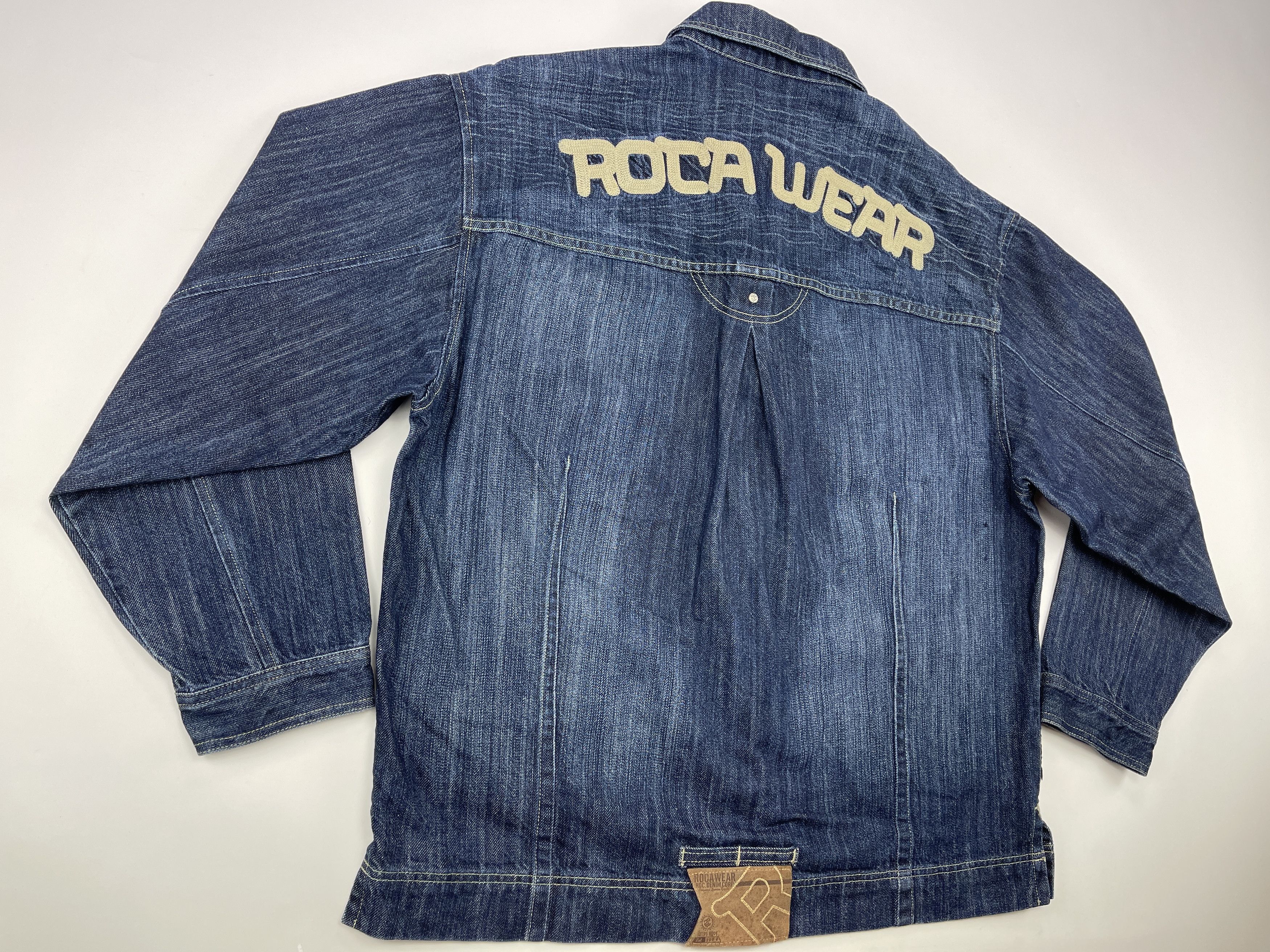 Rocawear Rocawear jacket, blue, vintage Roca Wear denim jacket, 90s L Size US L / EU 52-54 / 3 - 8 Thumbnail