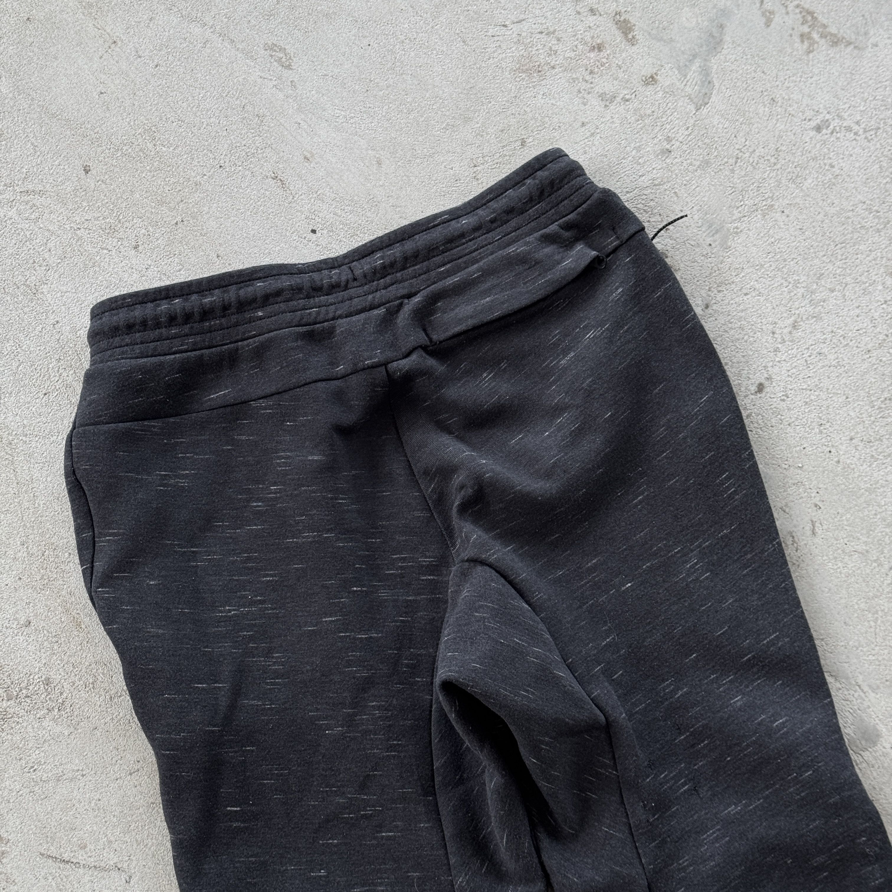 Nike Nike Tech Fleece Joggers Speckled Sweatpants Jogging Size US 32 / EU 48 - 4 Thumbnail