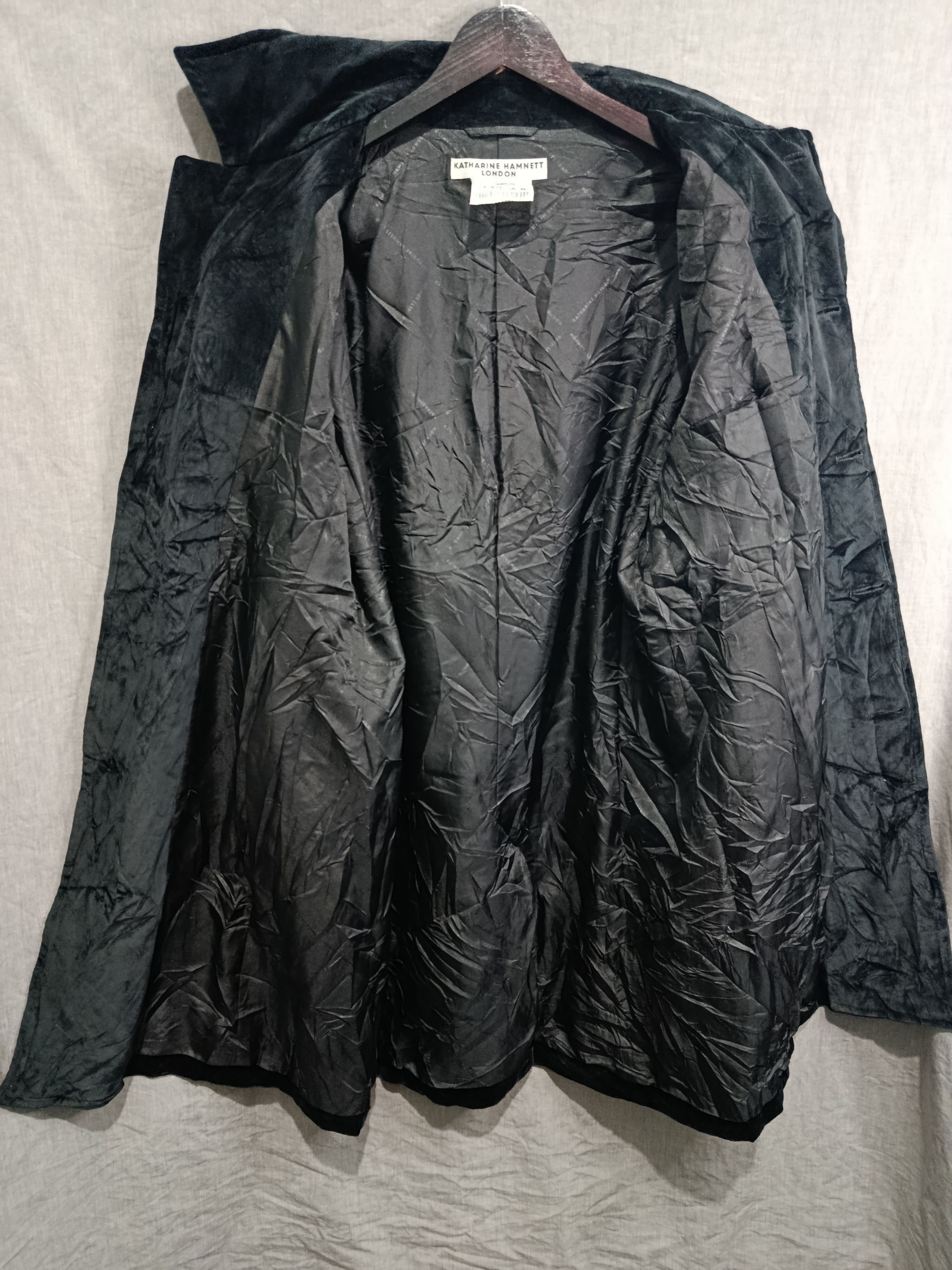Katharine Hamnett London Katharine hamnett london black velvet coat Size M / US 6-8 / IT 42-44 - 3 Thumbnail