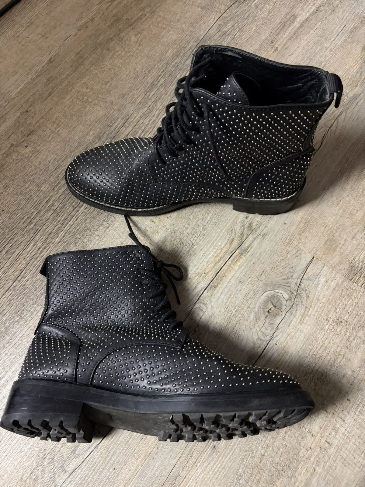 Saint Laurent Paris Saint Laurent Studded William Boot Size US 6 / EU 39 - 1 Thumbnail