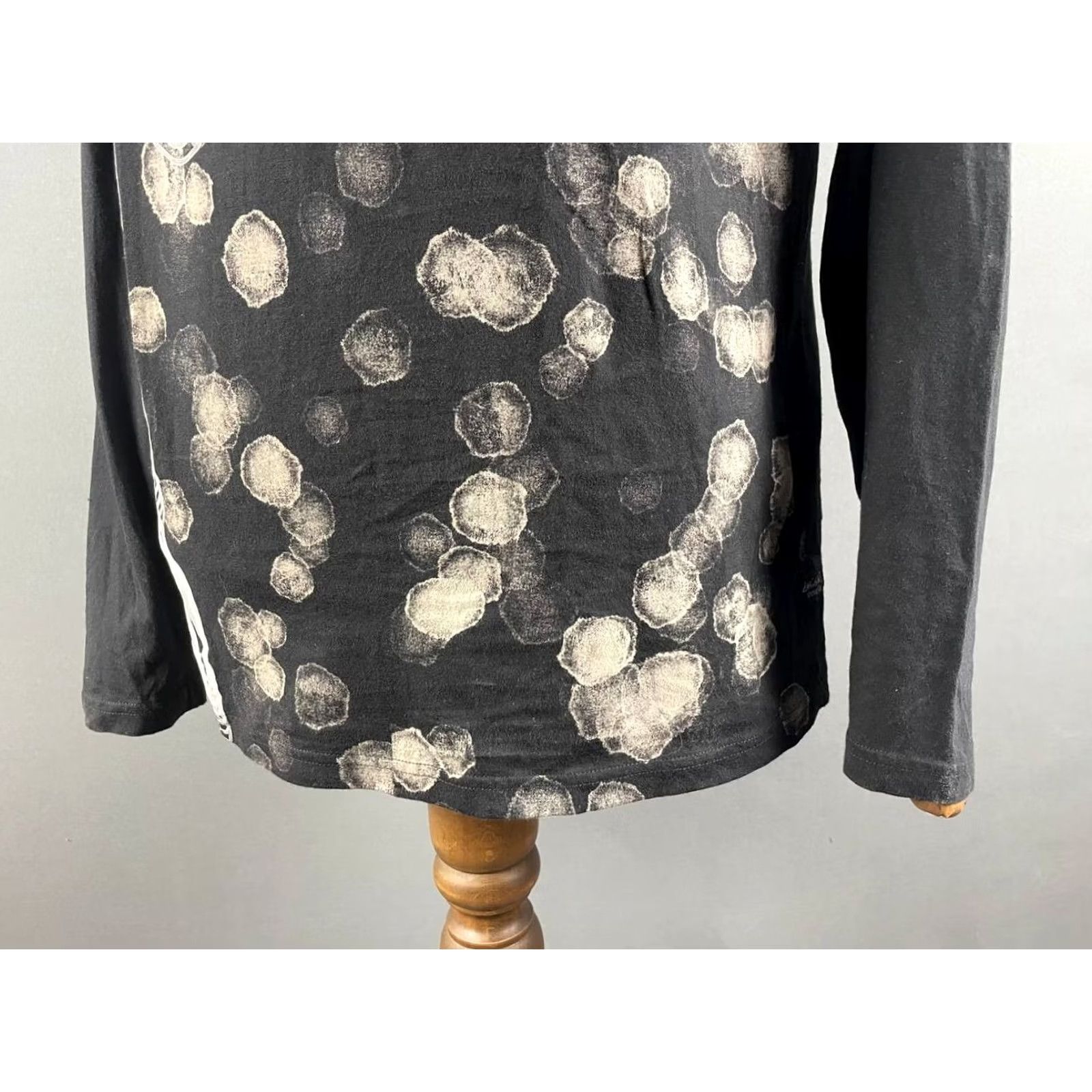 Desigual Desigual Henley Shirt Size L Black Series Stop The World Long Sleeve Mens Size US L / EU 52-54 / 3 - 7 Thumbnail