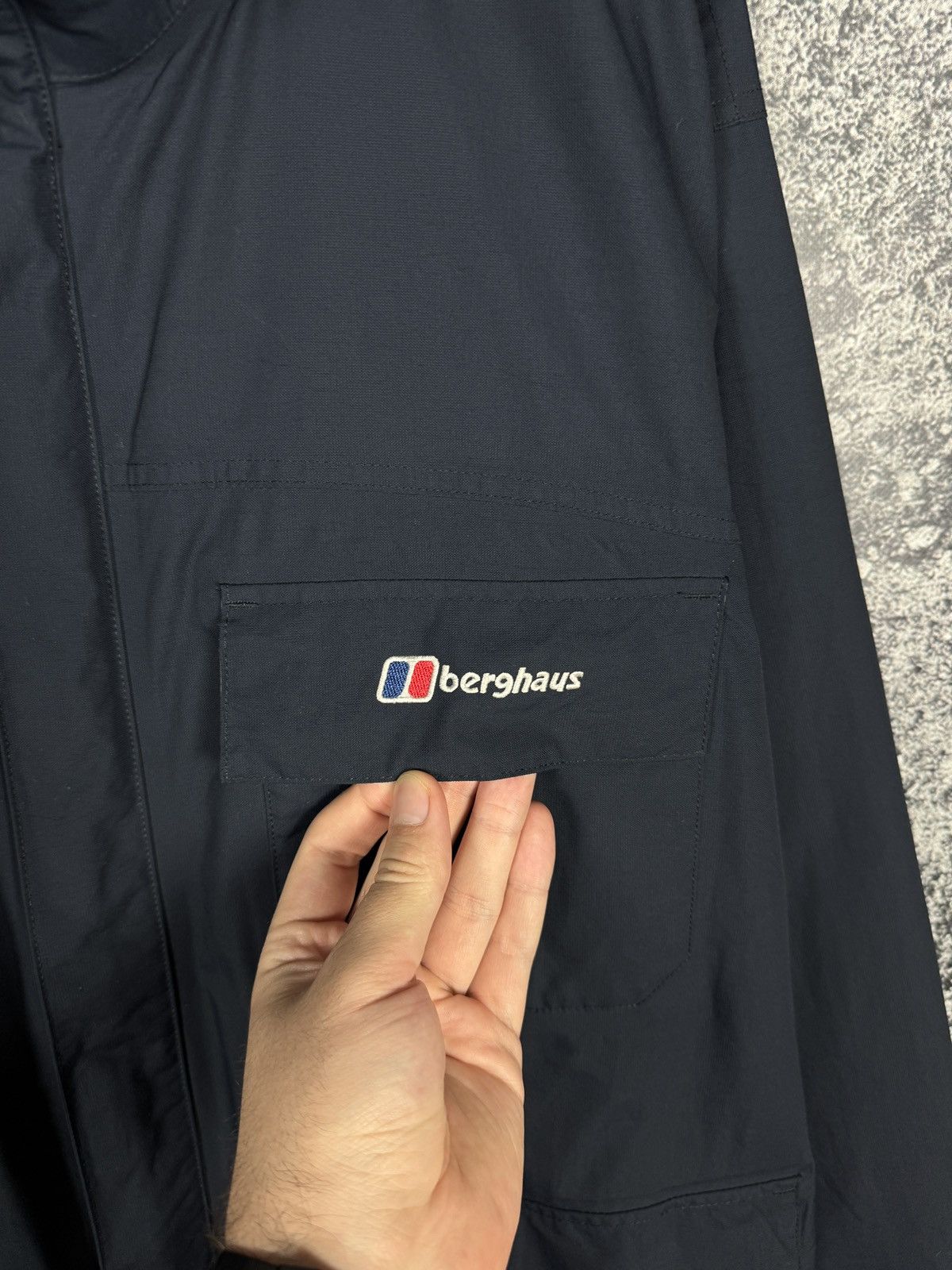 Berghaus Berghaus AQ2 Nylon Jacket Windbreaker 4 Pockets Outdoor XL Size US XL / EU 56 / 4 - 6 Thumbnail