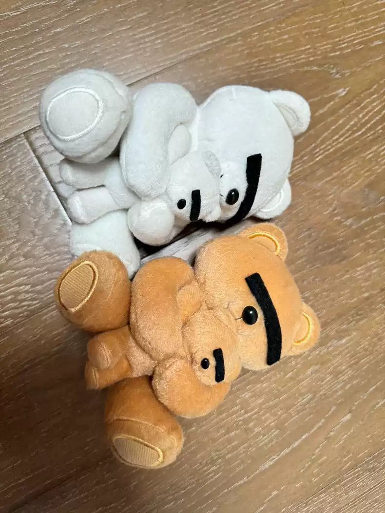 Undercover undercover of stuffed bear Size ONE SIZE - 1 Thumbnail