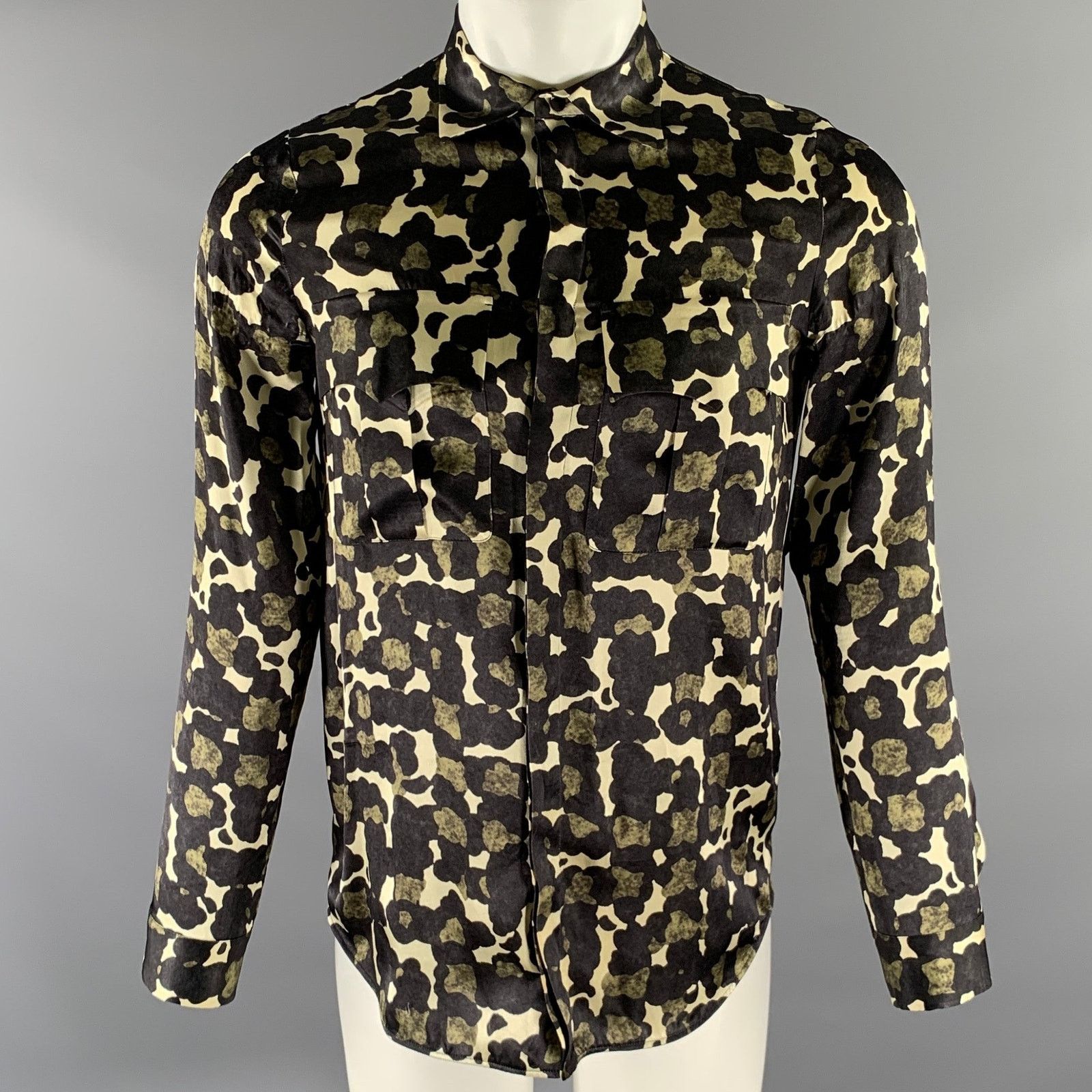 Dsquared2 DSQUARED2 Size XS Black Green Camo Silk Long Sleeve Shirt Size US XS / EU 42 / 0 - 1 Thumbnail