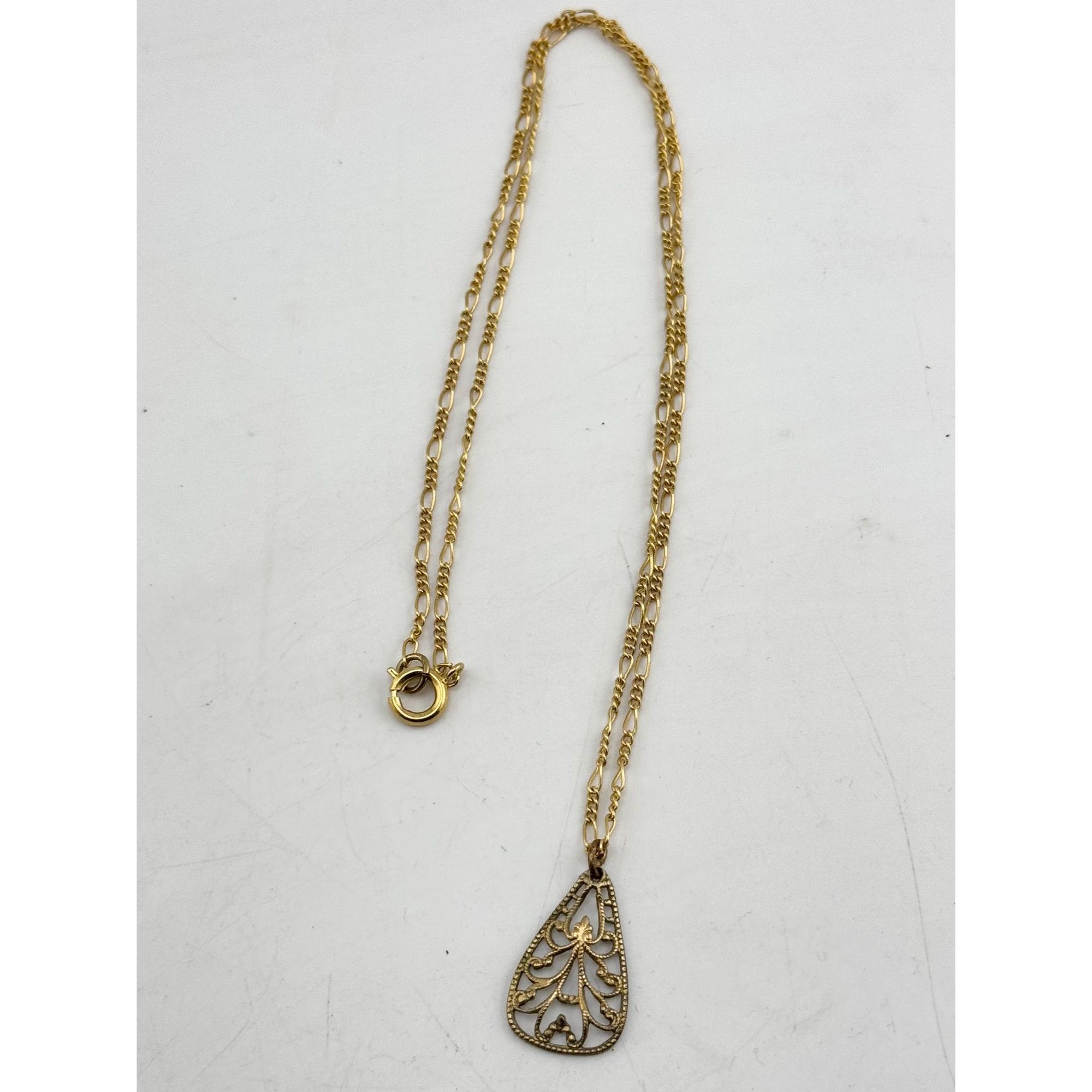 Vintage Vintage filigree gold tone charm necklace Size ONE SIZE - 3 Thumbnail