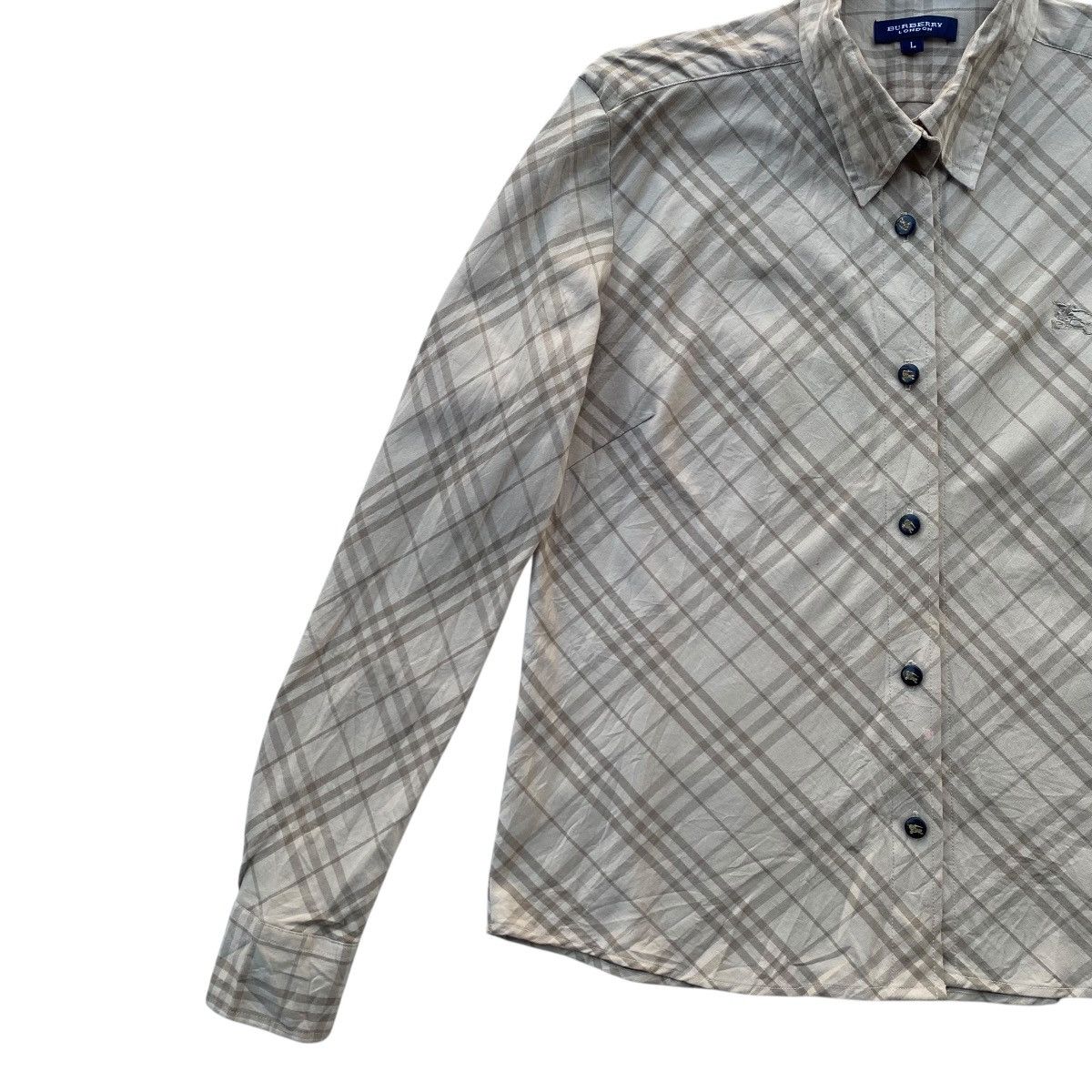 Burberry ‼️LAST DROP‼️Burberry Nova Check Chest Logo Button-Up Shirt Size XS / US 0-2 / IT 36-38 - 6 Thumbnail
