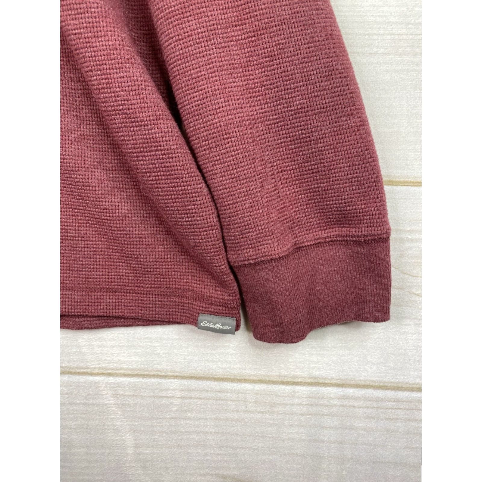 Eddie Bauer Eddie Bauer Mens Knit Waffle Hooded Shirt Red 2XL Thermal Hoodie Shirt Hooded Pullover Casual Outdoor/Walking Men Size US XXL / EU 58 / 5 - 2 Thumbnail