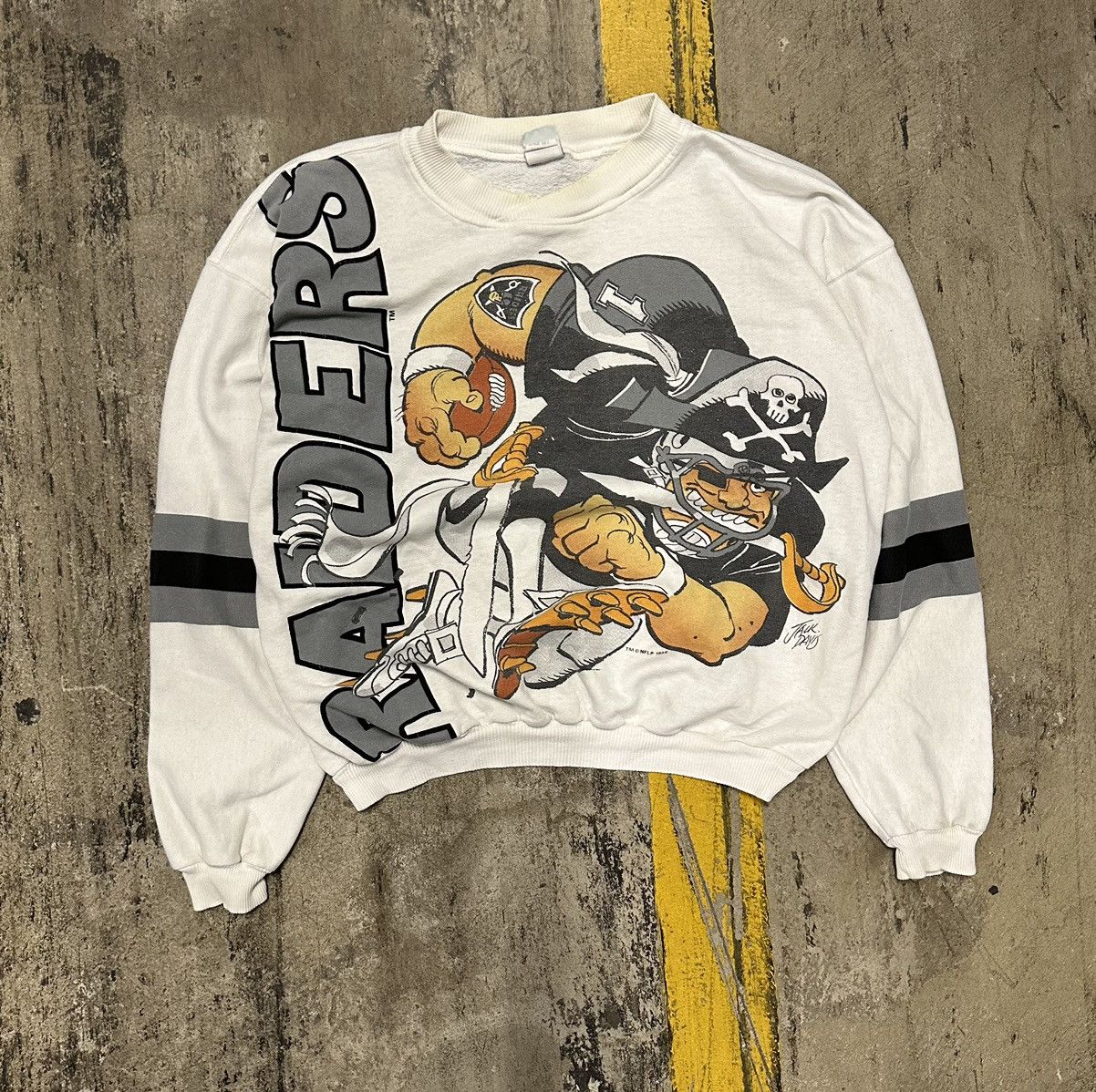 image of Nfl x Vintage Jack David’S La Raiders Graphic Sweatshirt in White, Men's (Size XL)