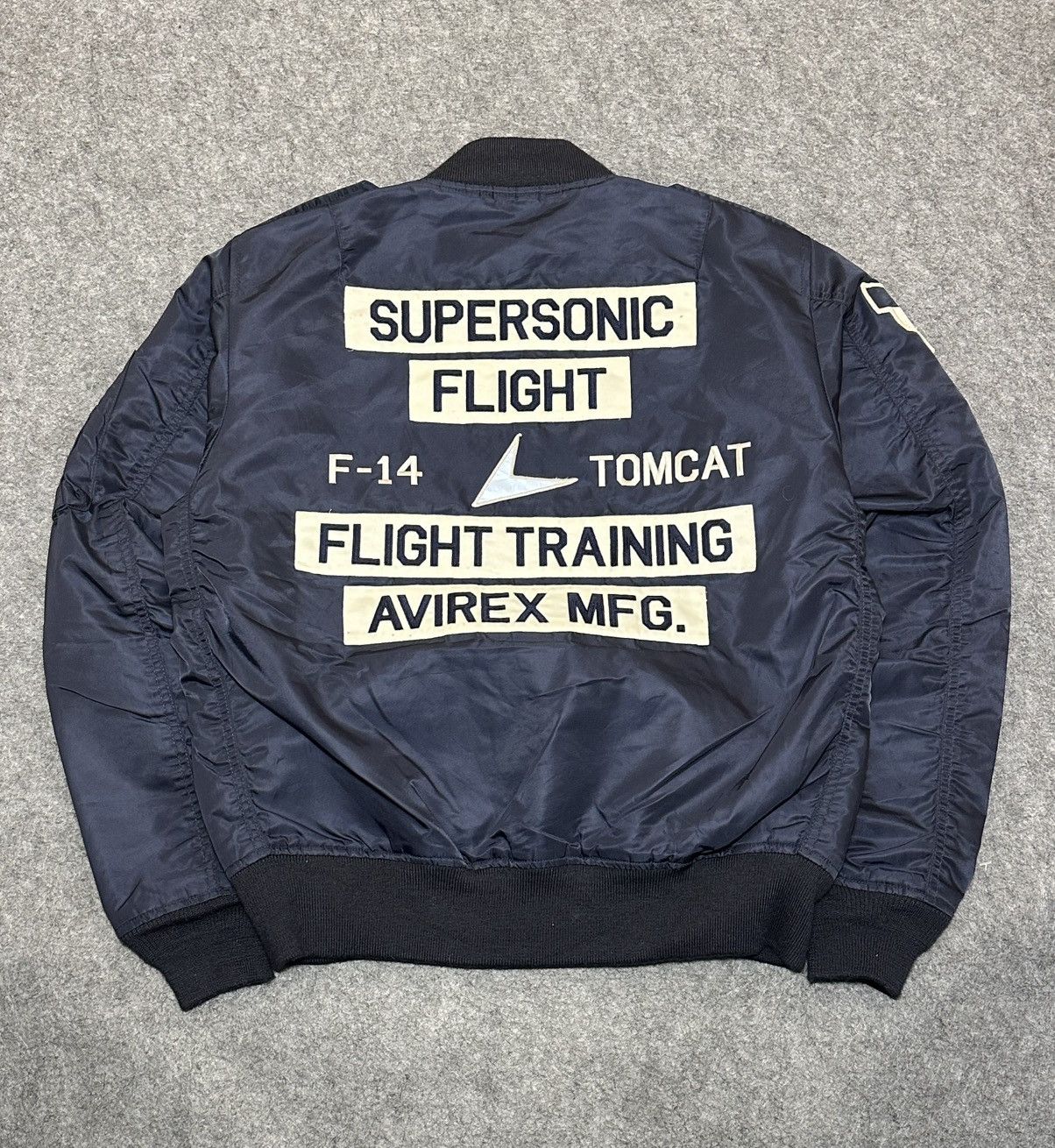 Avirex Avirex Tomcat L-2B flight jacket various military. Size US L / EU 52-54 / 3 - 1 Thumbnail