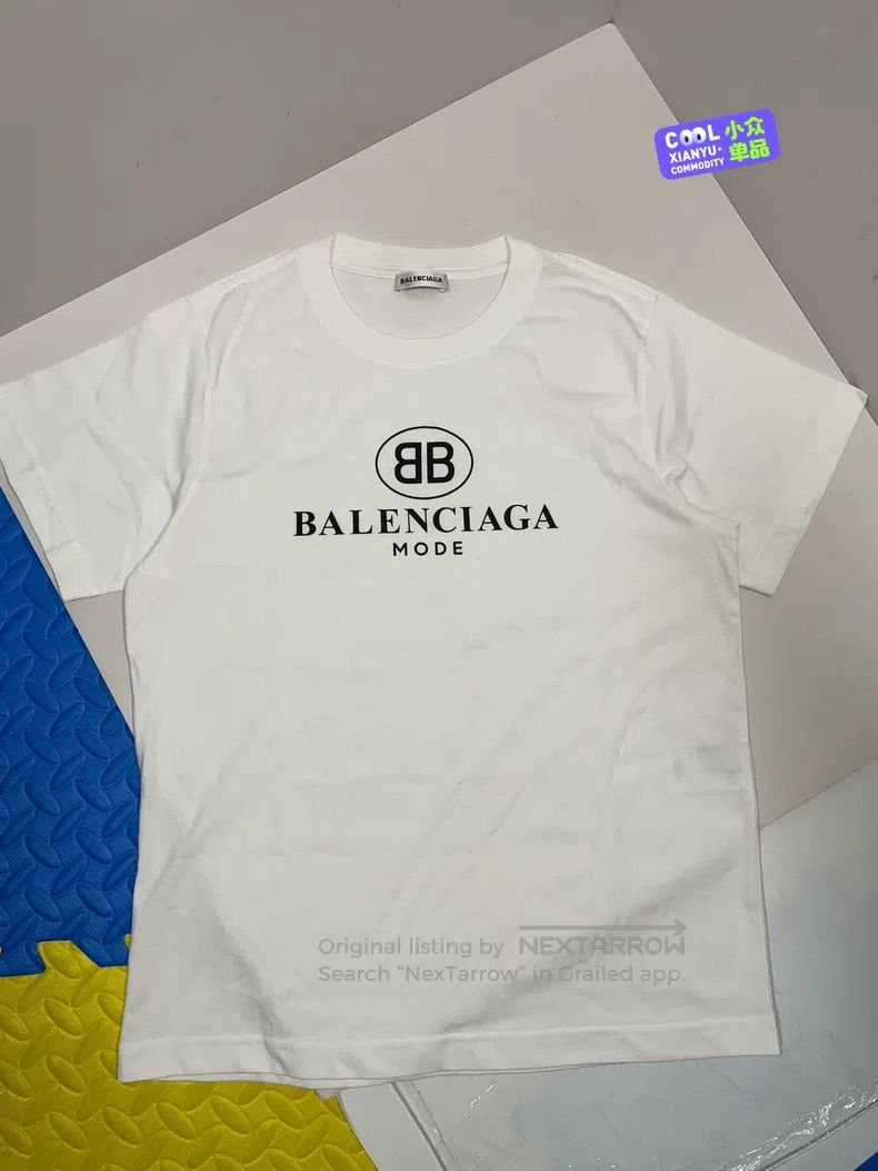 Balenciaga Balenciaga Logo Print Crew Neck Short Sleeve T-Shirt Size US L / EU 52-54 / 3 - 1 Thumbnail