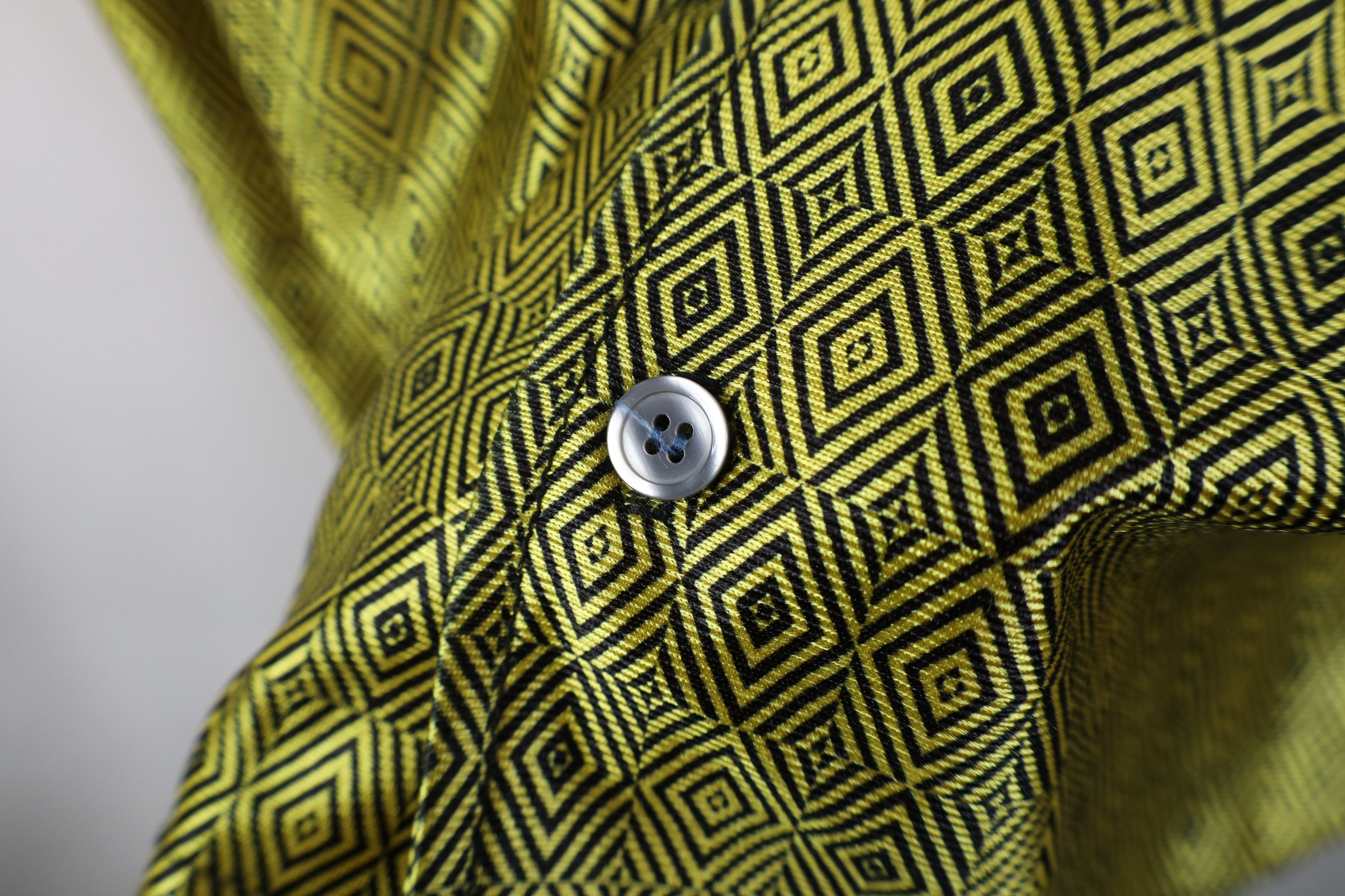 Vintage Vintage 90s Y2K Streetwear Porn Star Rave Button Shirt Size US L / EU 52-54 / 3 - 5 Thumbnail
