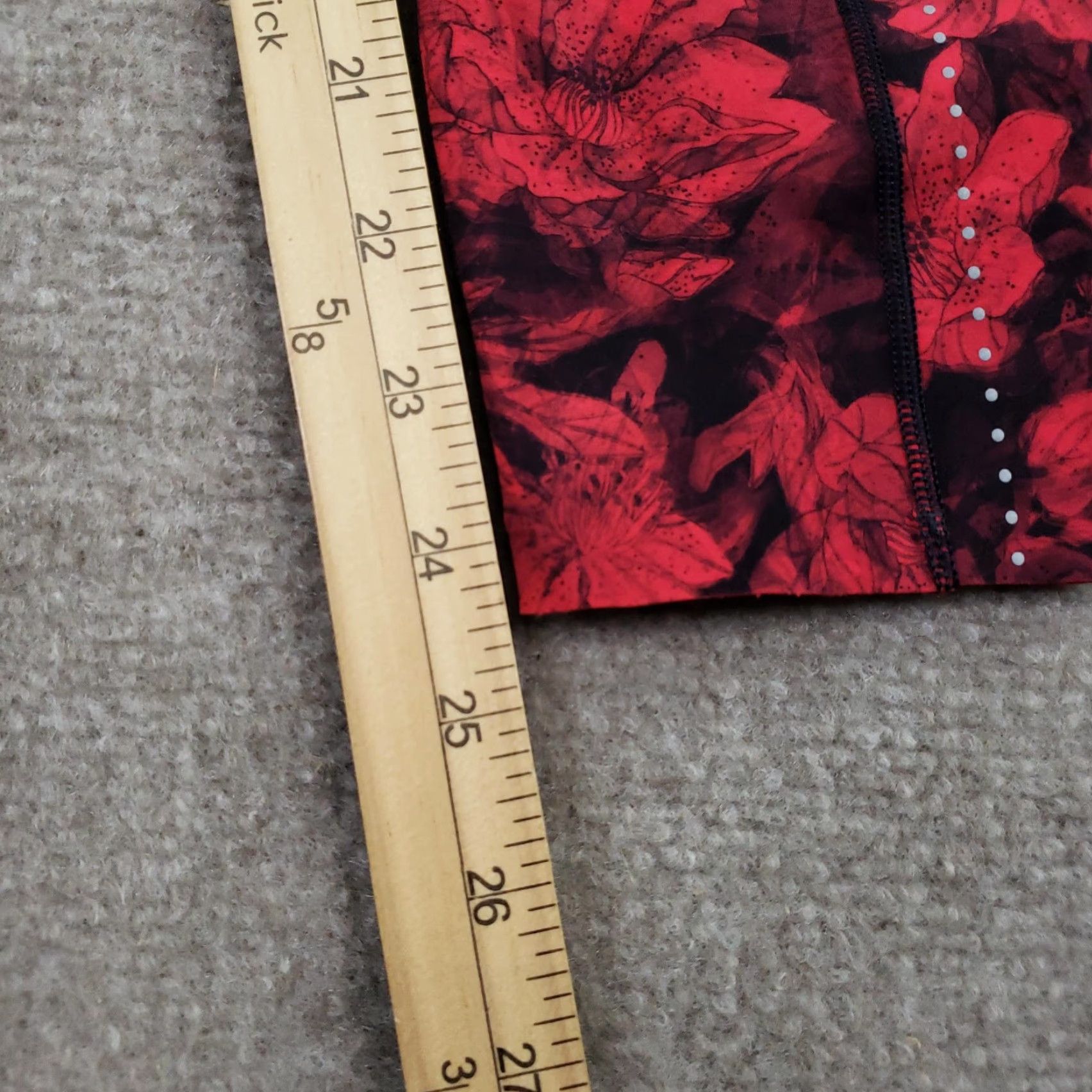 Lululemon Lululemon Leggings Womens 4 Red Floral High Rise Ankle 7/8 Pockets Reflective Activewear Yoga Running Gym 24 in Inseam Womens Size 27" / US 4 / IT 40 - 3 Thumbnail