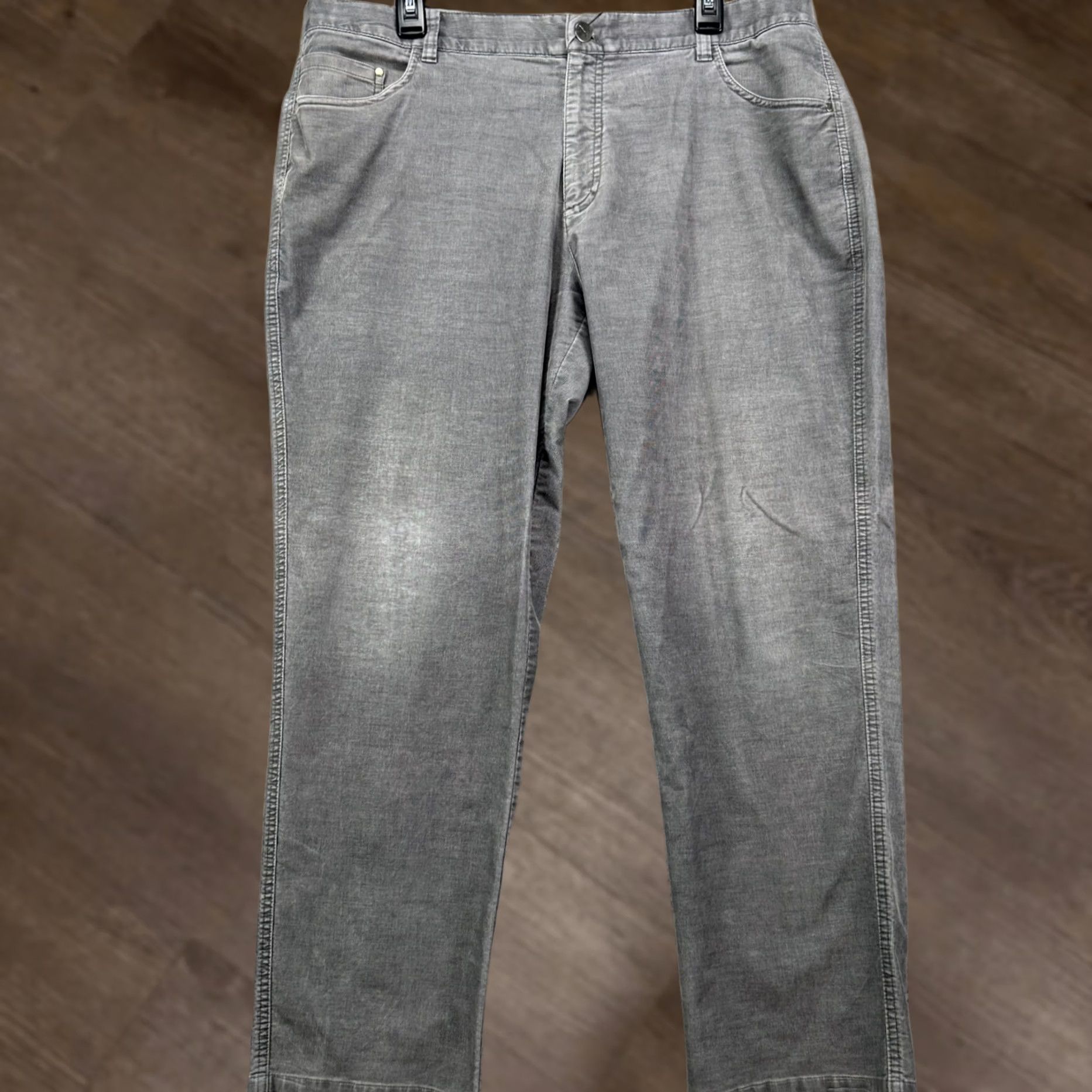Puma Puma Golf Jeans Men Straight 38X30 Gray 5 Pocket Comfort Waist Band Denim Shirt? Size US 38 / EU 54 - 1 Thumbnail