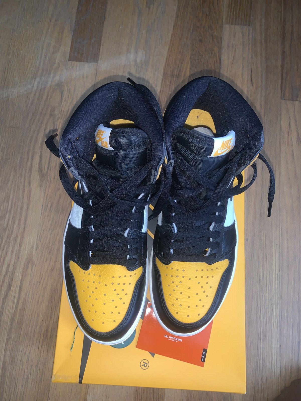Nike air jordan 1 retro high og taxi Size US 8 / EU 41 - 9 Thumbnail