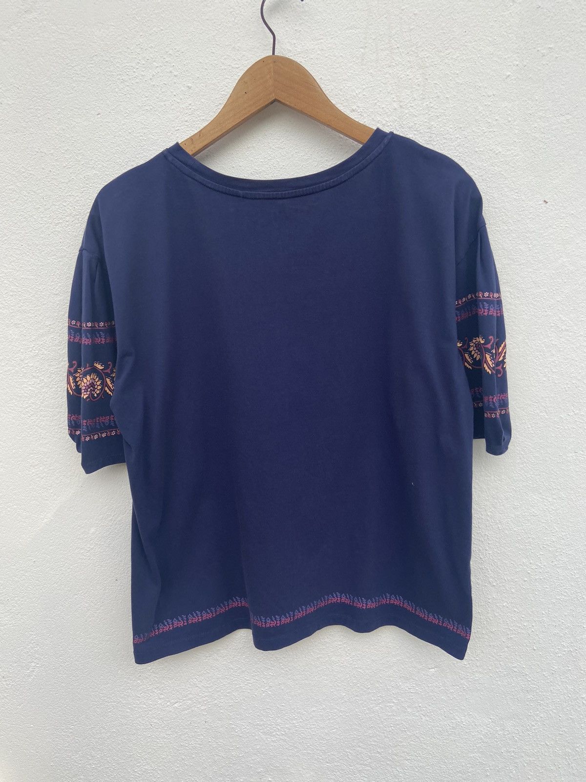 Anna Sui crop top tees