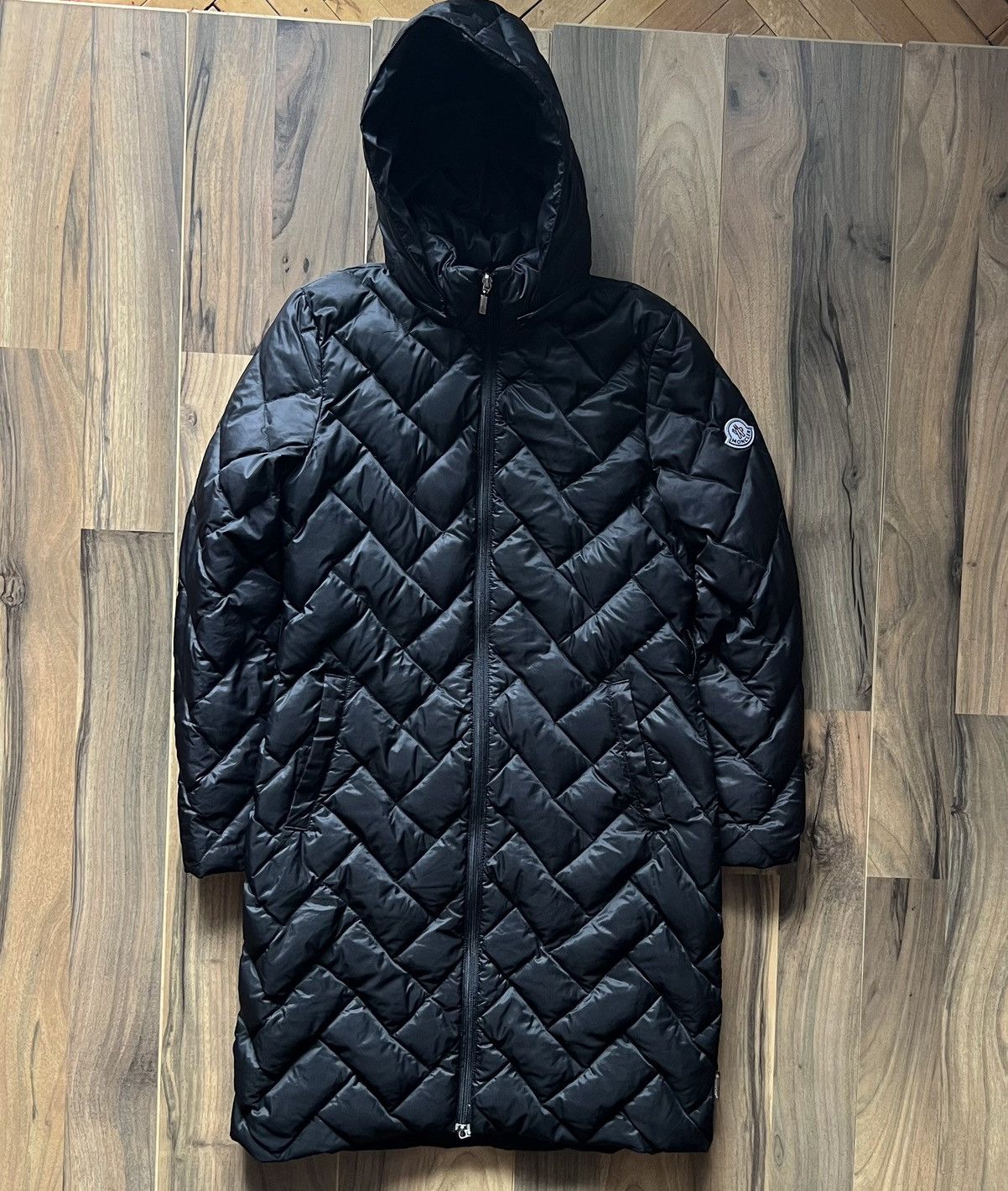 Moncler Moncler Vintage Parka Logo Puffer Jacket Size M / US 6-8 / IT 42-44 - 1 Thumbnail