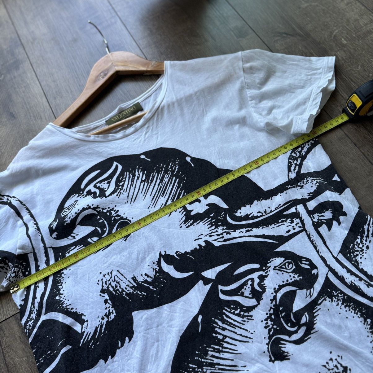 Valentino Valentino White Panther Garavani All Over Print Tee Shirt Size US S / EU 44-46 / 1 - 20 Thumbnail