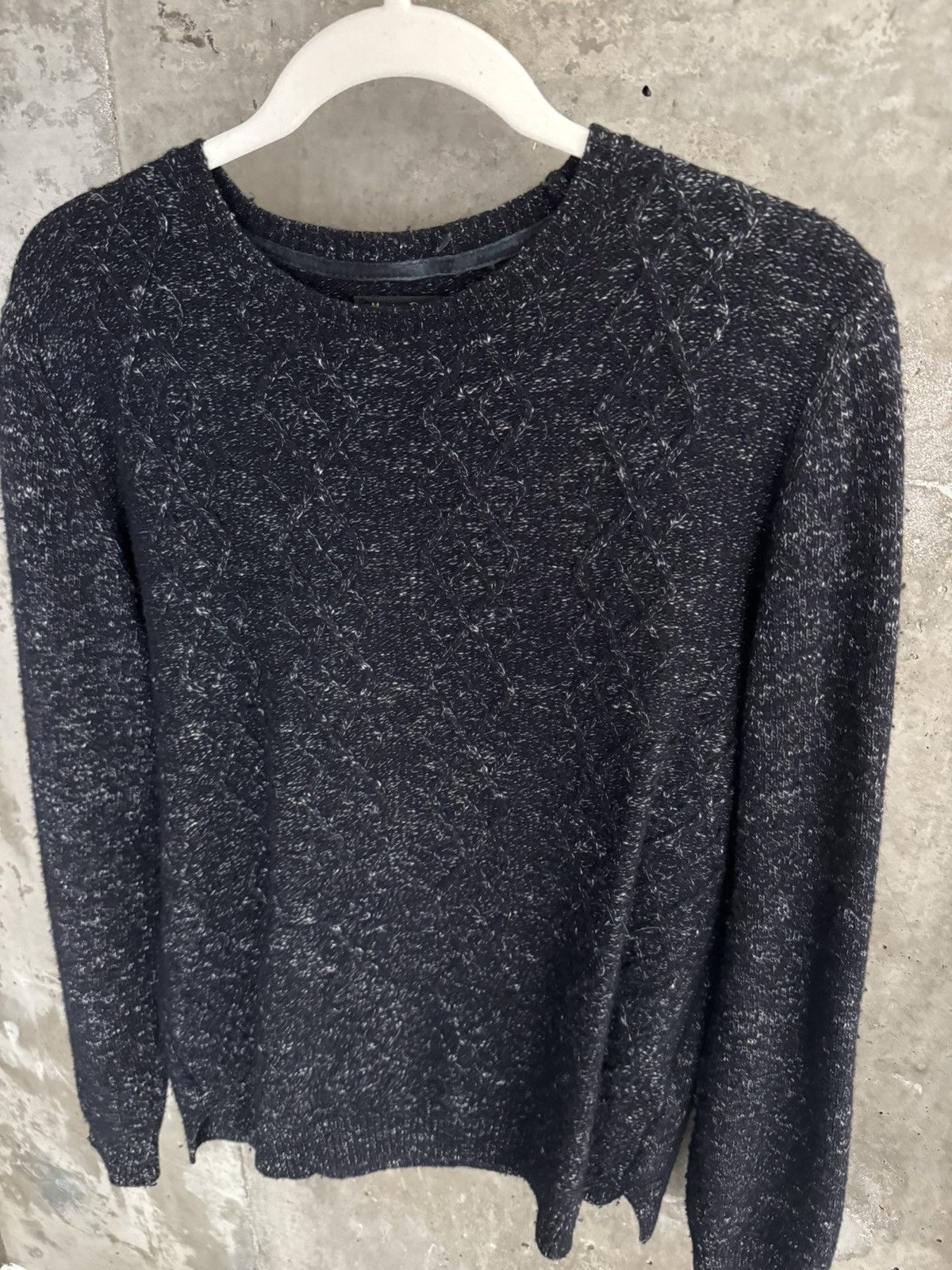 Massimo Dutti vintage avant garde sweater Size US S / EU 44-46 / 1 - 1 Thumbnail
