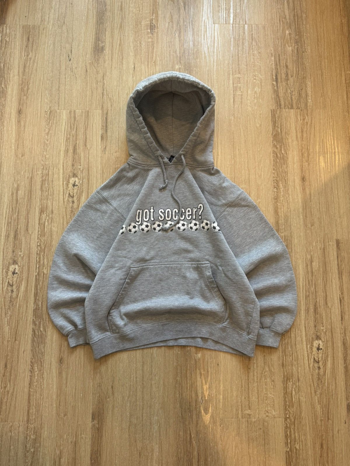 Vintage Grey and white vintage 90s soccer hoodie Size US S / EU 44-46 / 1 - 1 Thumbnail