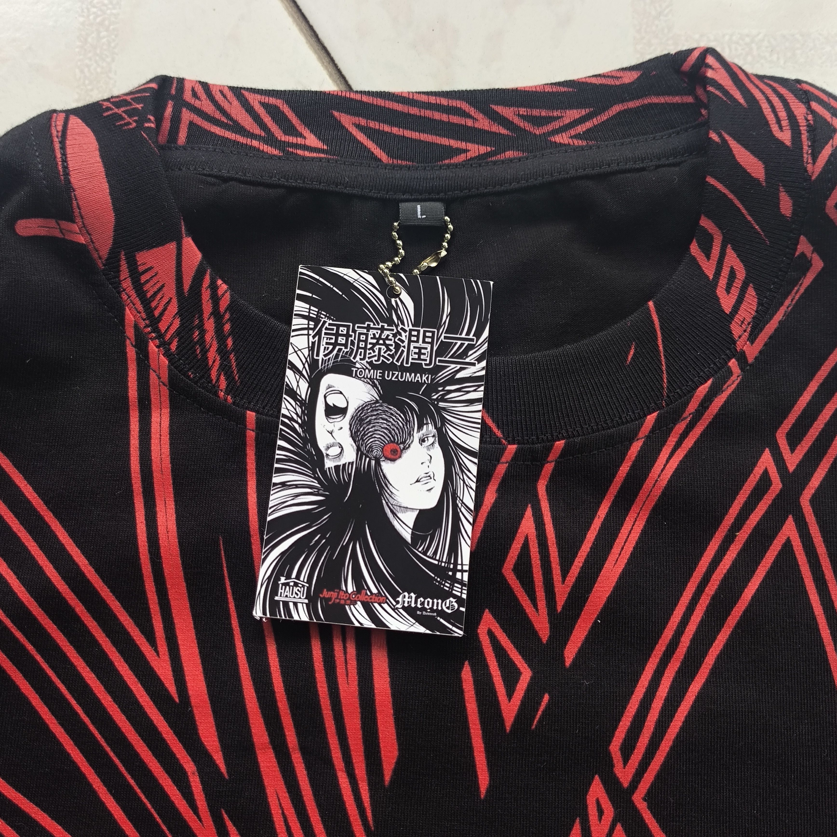 Anime Junji Ito Long Sleeve TShirt Tomie x Uzumaki Full Print Size US L / EU 52-54 / 3 - 7 Thumbnail