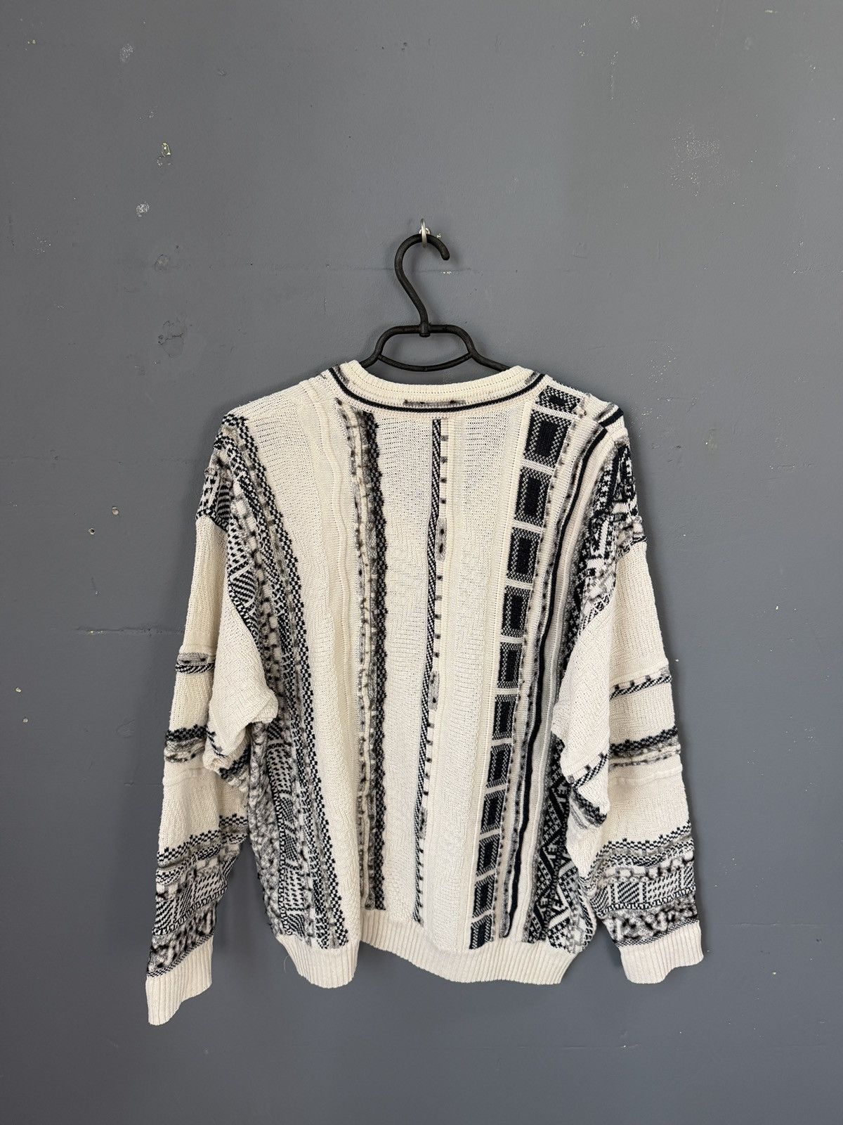 Roundtree & Yorke Googi Style Roundtree & Yorke Sweater Rare Size US XL / EU 56 / 4 - 3 Thumbnail