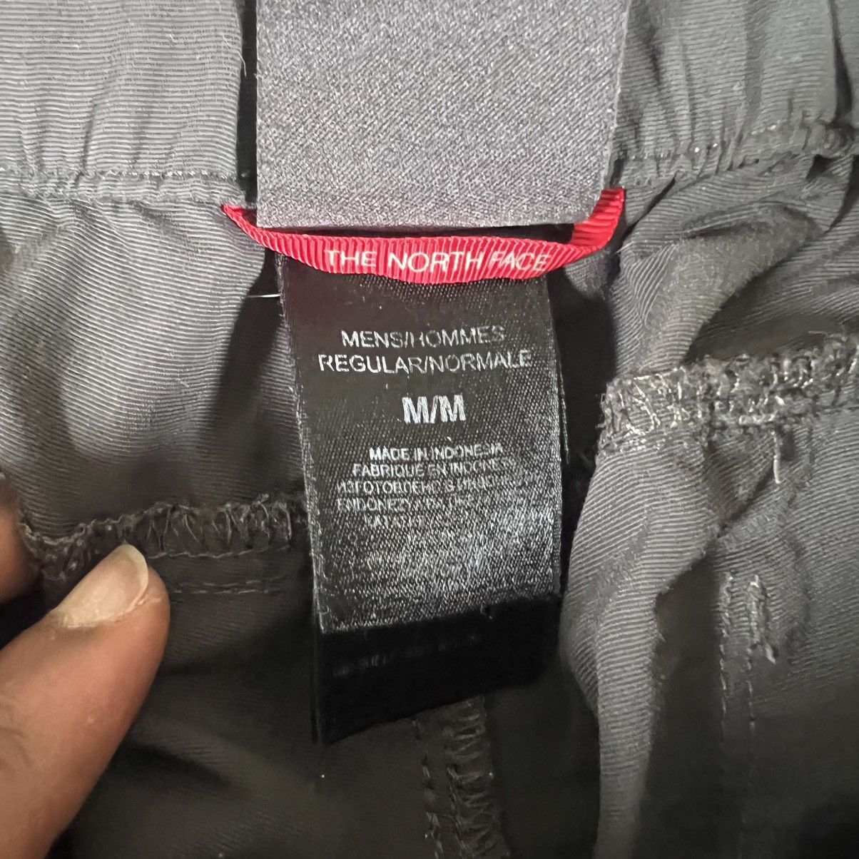The North Face The North Face Zip Off Convertible Pant Gray Hiking Outdoors Size US 28 / EU 44 - 3 Thumbnail