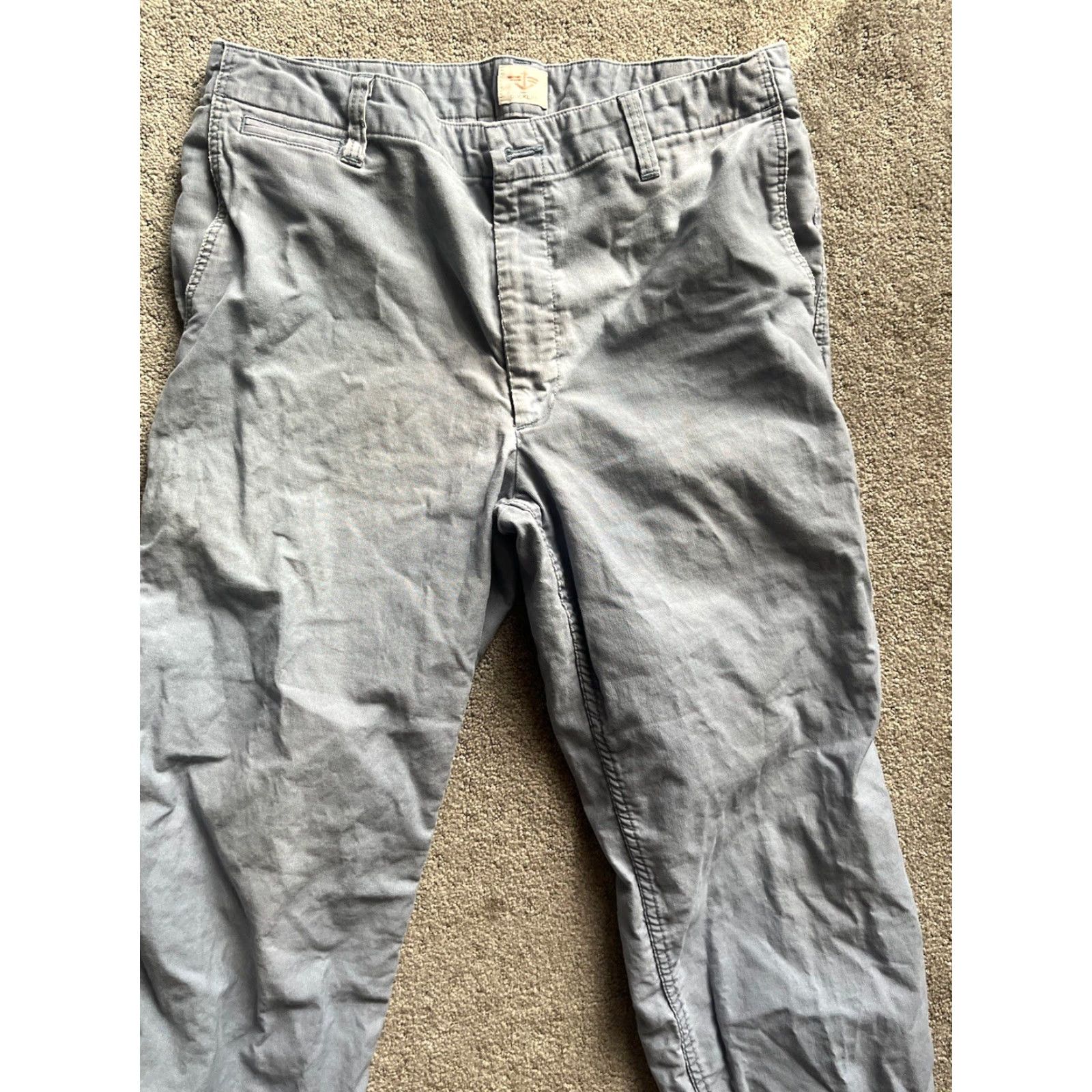 Dockers DOCKERS Classic Fit Chino Pants Mens Size 33x32 Gray Flat Front Regular Size US 33 - 4 Thumbnail