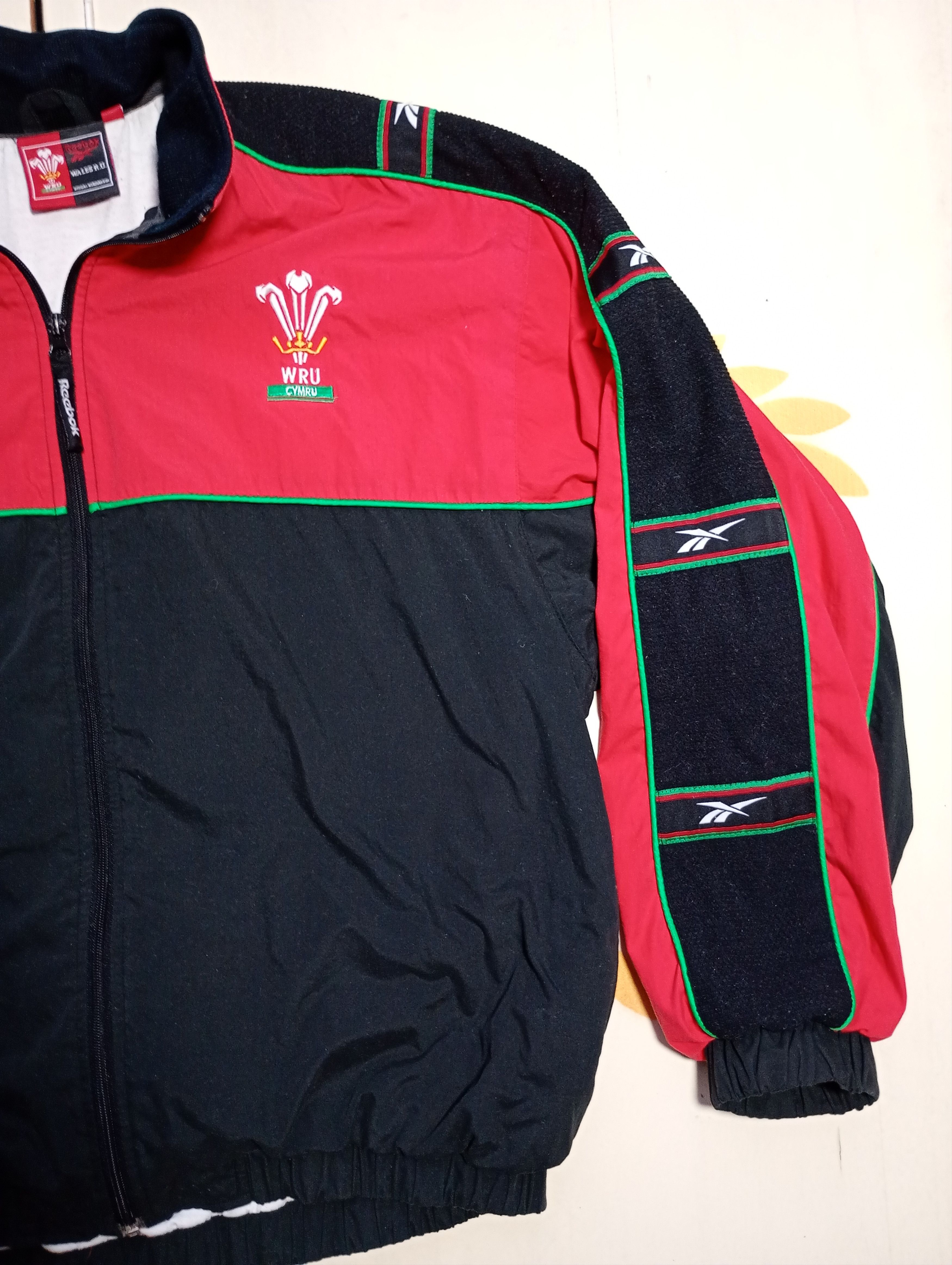 Reebok Reebok Wales Rugby Team Track Top Jacket 1998-1999 Size US M / EU 48-50 / 2 - 8 Thumbnail