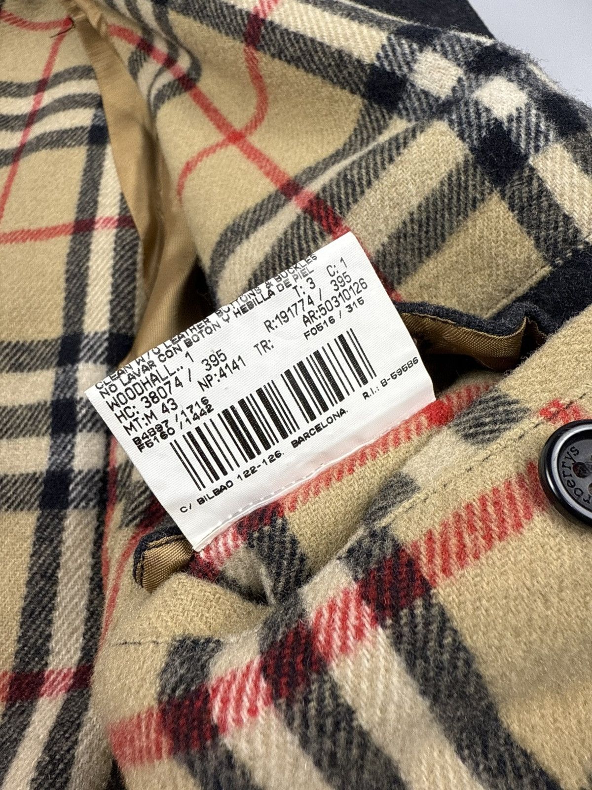 Burberry Burberry heavy coat black & grey Size US M / EU 48-50 / 2 - 13 Thumbnail