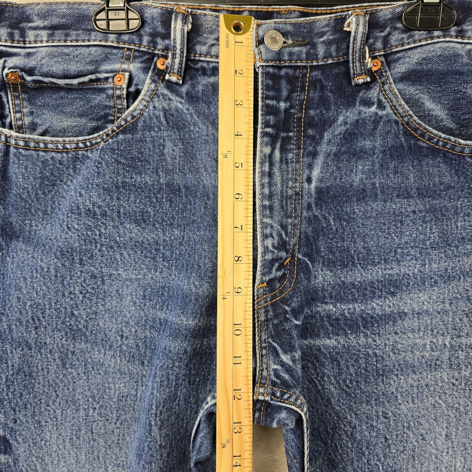 Levi's Vintage Levis 505 Jeans Mens 38x31 Blue Y2K Faded Whiskers Size US 38 / EU 54 - 13 Thumbnail