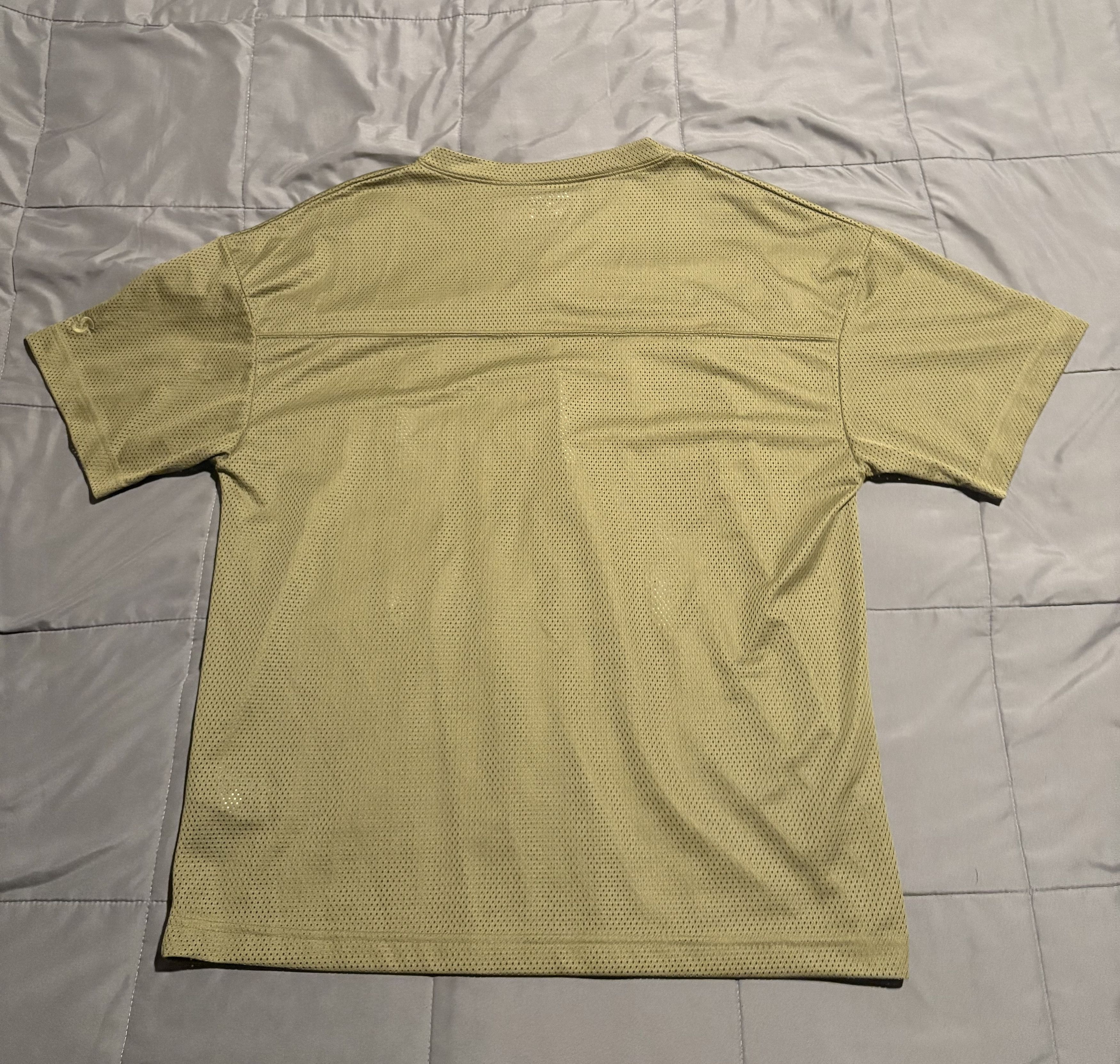 Urban Outfitters Urban Outfitters' Standard Cloth Football Jersey Size US S / EU 44-46 / 1 - 2 Thumbnail
