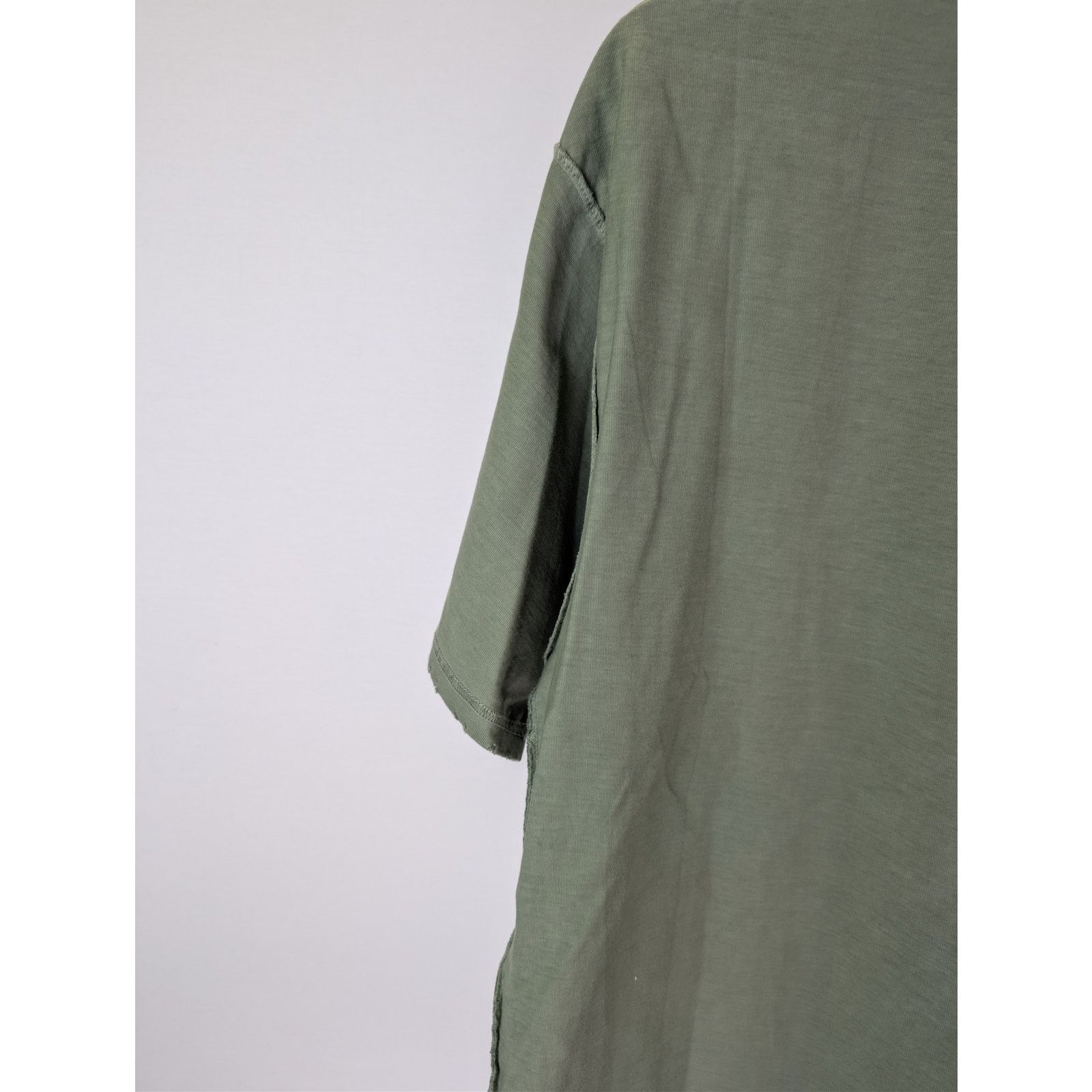 Balenciaga o1rshd1 Contrast Logo Embroidery T-Shirt in Green Size US L / EU 52-54 / 3 - 14 Thumbnail