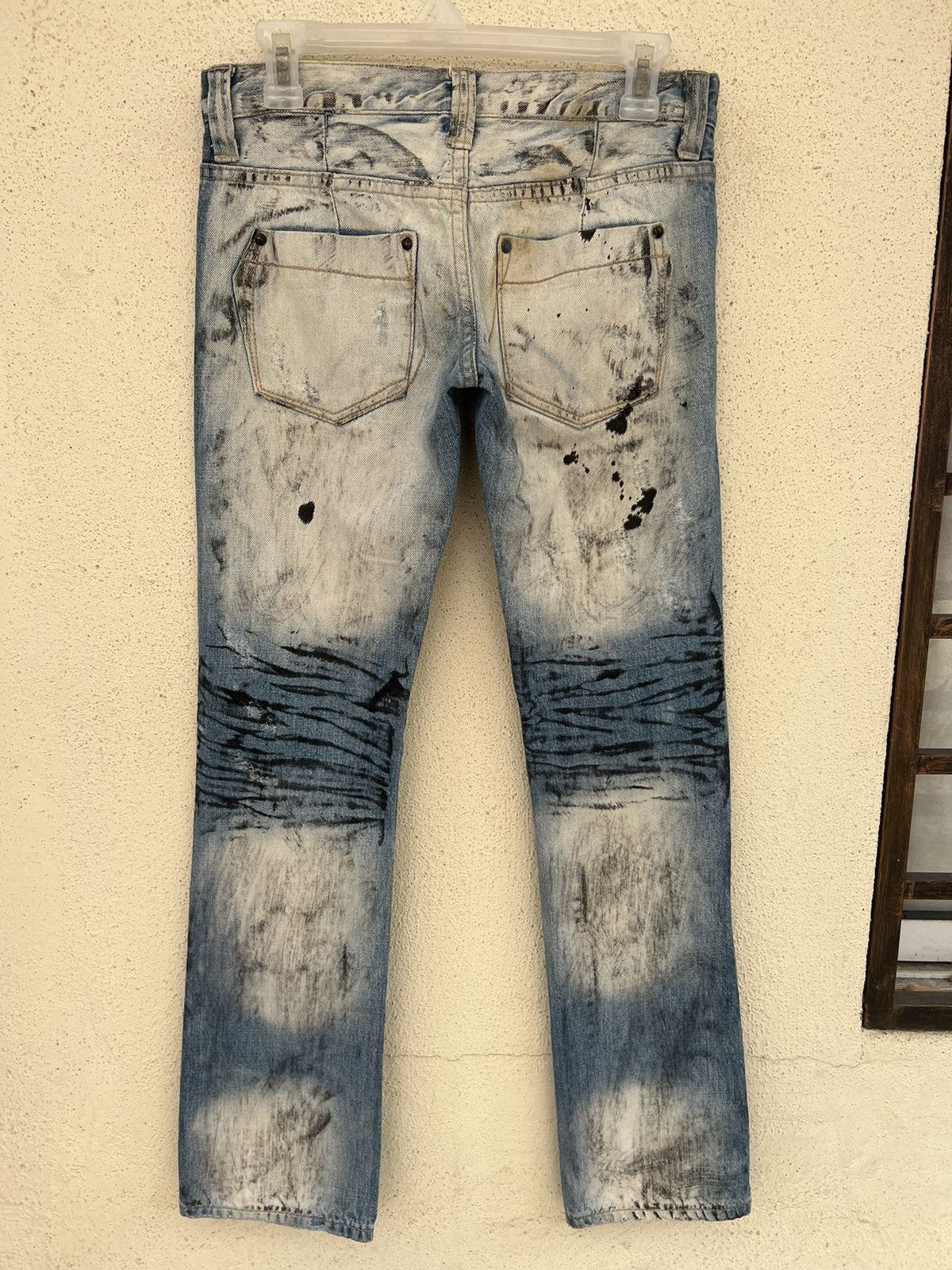 Vintage Vintage Benefit Japan Distressed Denim Painter Flare Jeans Size US 28 / EU 44 - 15 Thumbnail