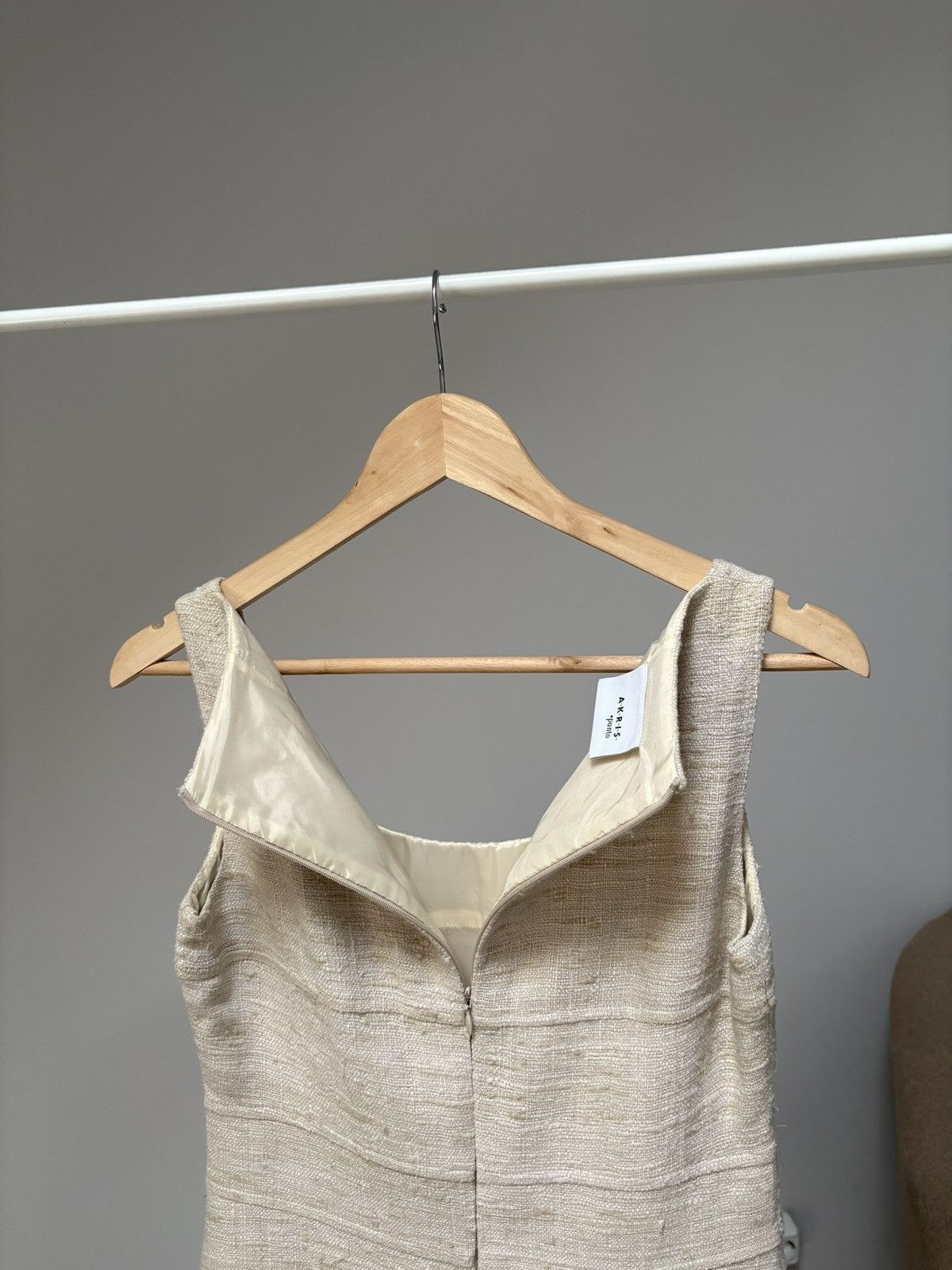 Akris Akris Punto 100% Silk Raw Silk Dress Beige Sleeveless US 4 Size S / US 4 / IT 40 - 15 Thumbnail