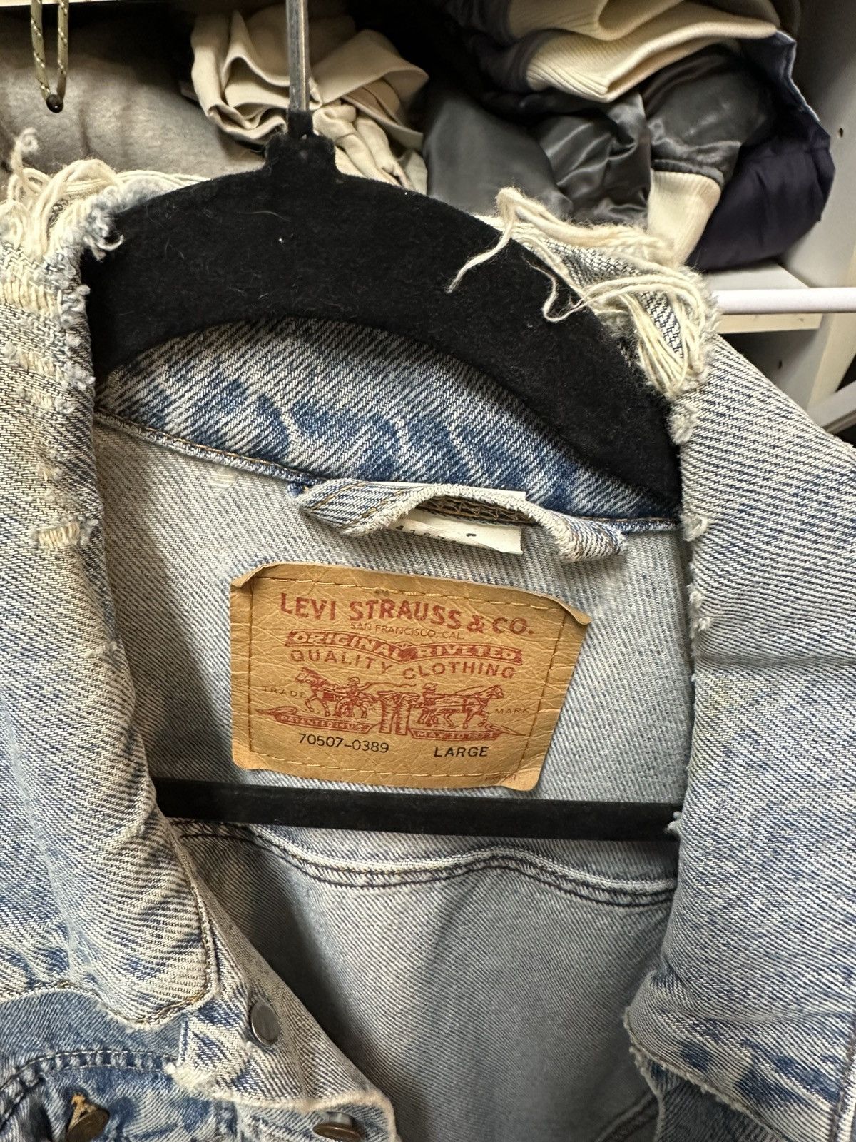 Levi's Vintage Clothing Levis 70507-0389 Vintage Distressed Denim Jacket Blue Large Size US L / EU 52-54 / 3 - 2 Thumbnail