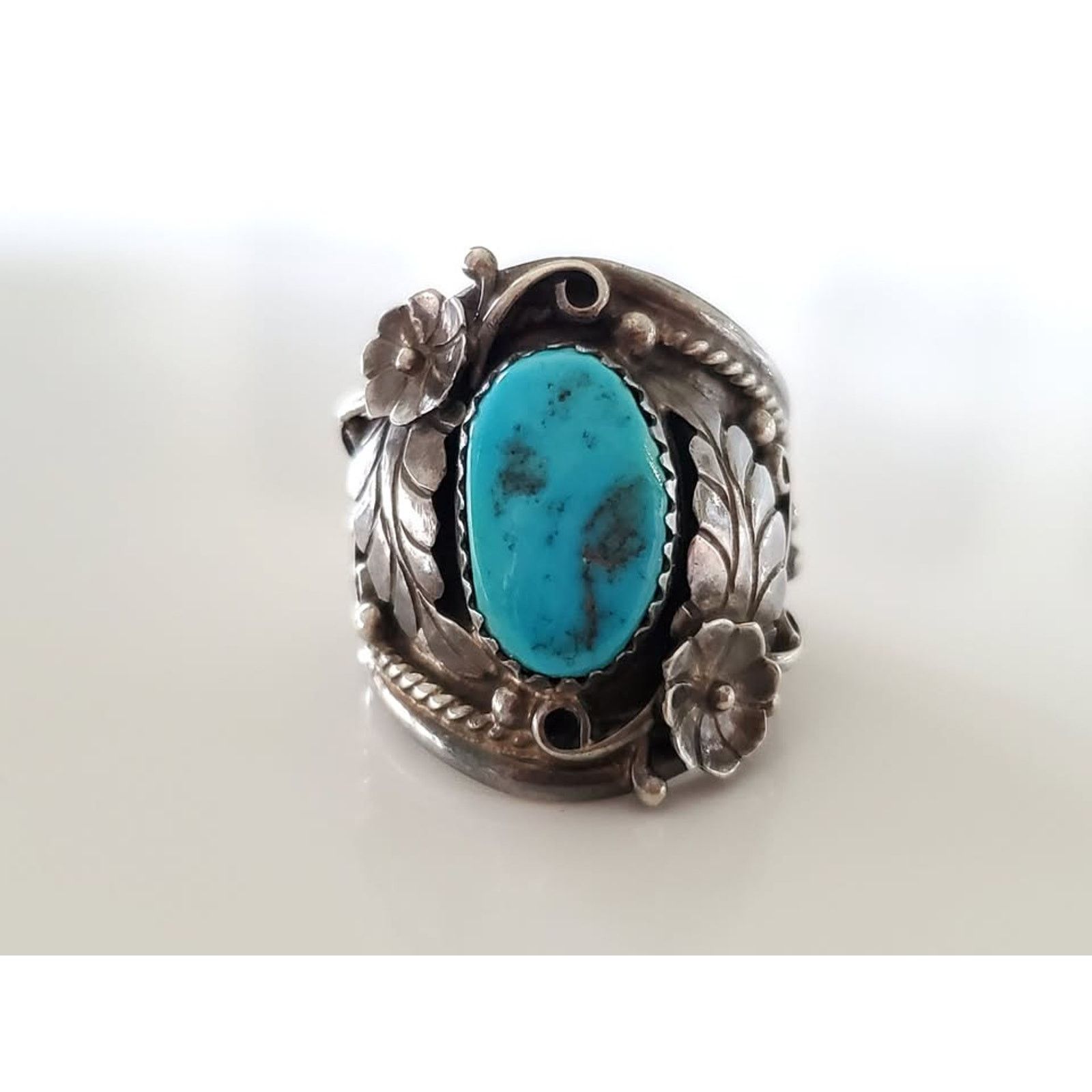 Unknown London Beautiful Sterling Silver Navajo Turquoise Floral Ring Size ONE SIZE - 5 Thumbnail