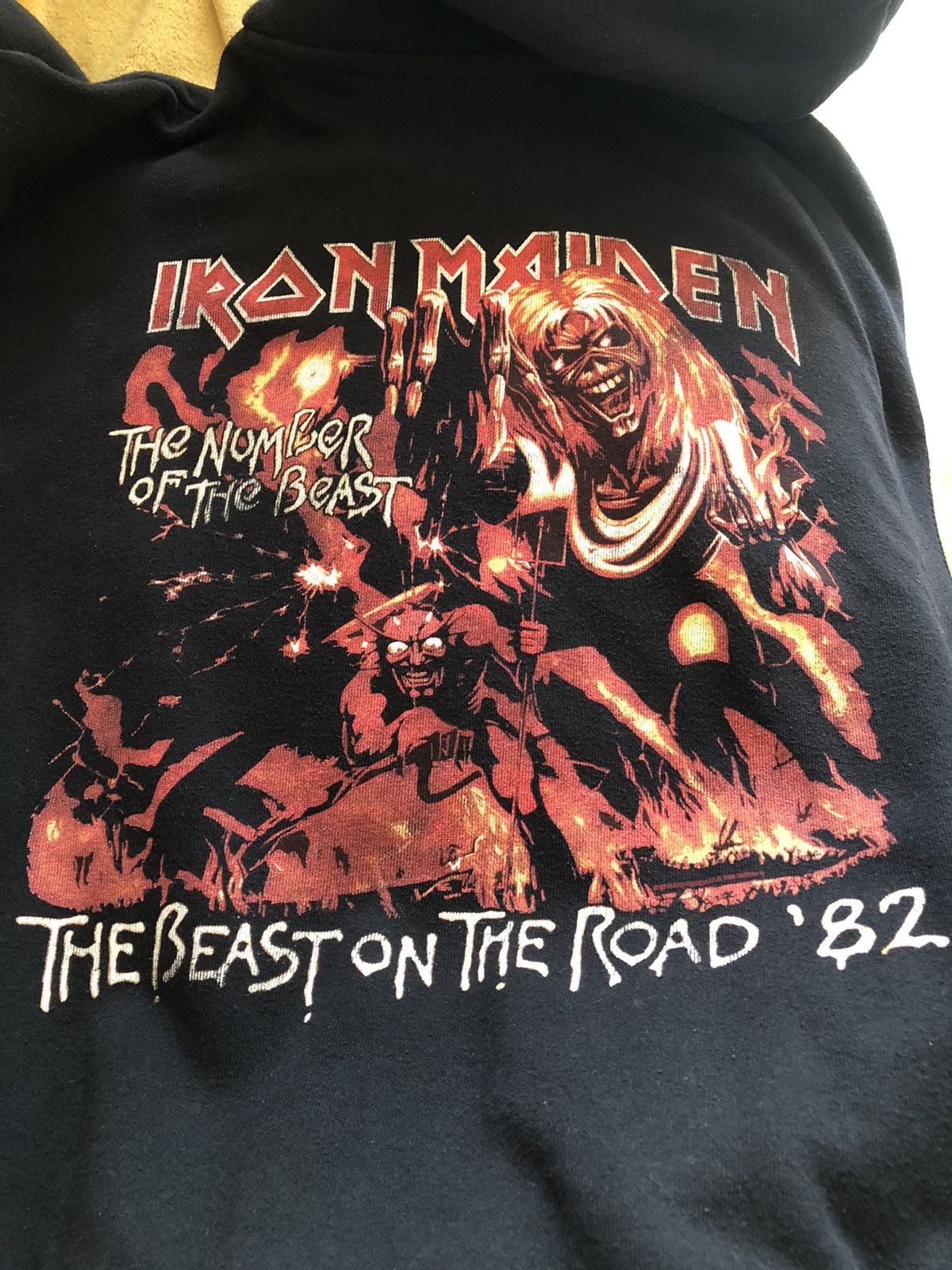 Iron Maiden × Vintage IRON MAIDEN 1982 THE BEAST ON THE ROAD ZIP SWEATSHIRT Size US XL / EU 56 / 4 - 3 Thumbnail