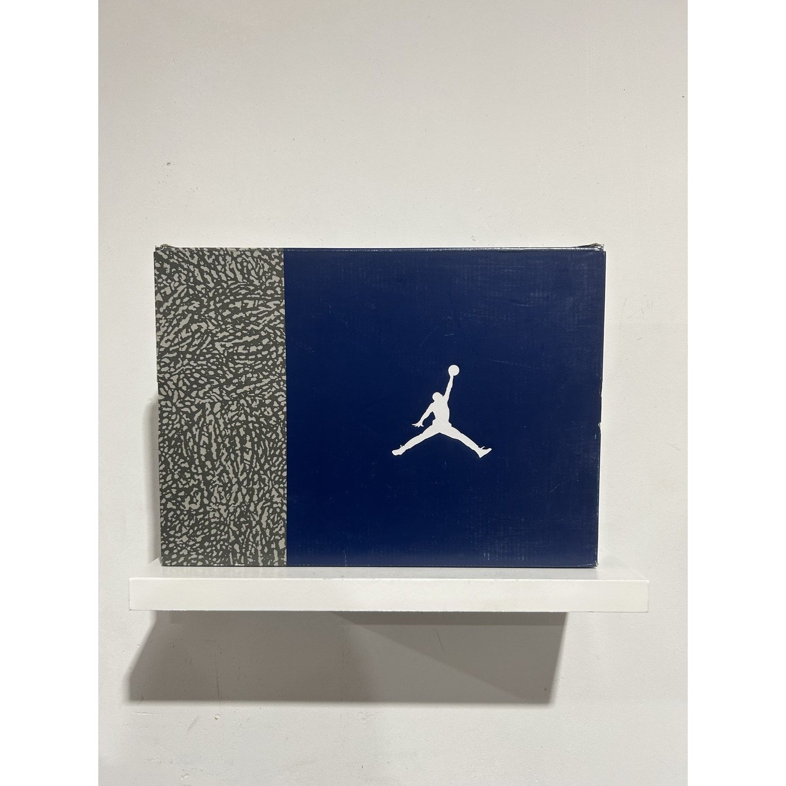 Jordan Brand JORDAN 3 RETRO GEORGETOWN SIZE 11 PREOWNED Size US 11 / EU 44 - 8 Thumbnail