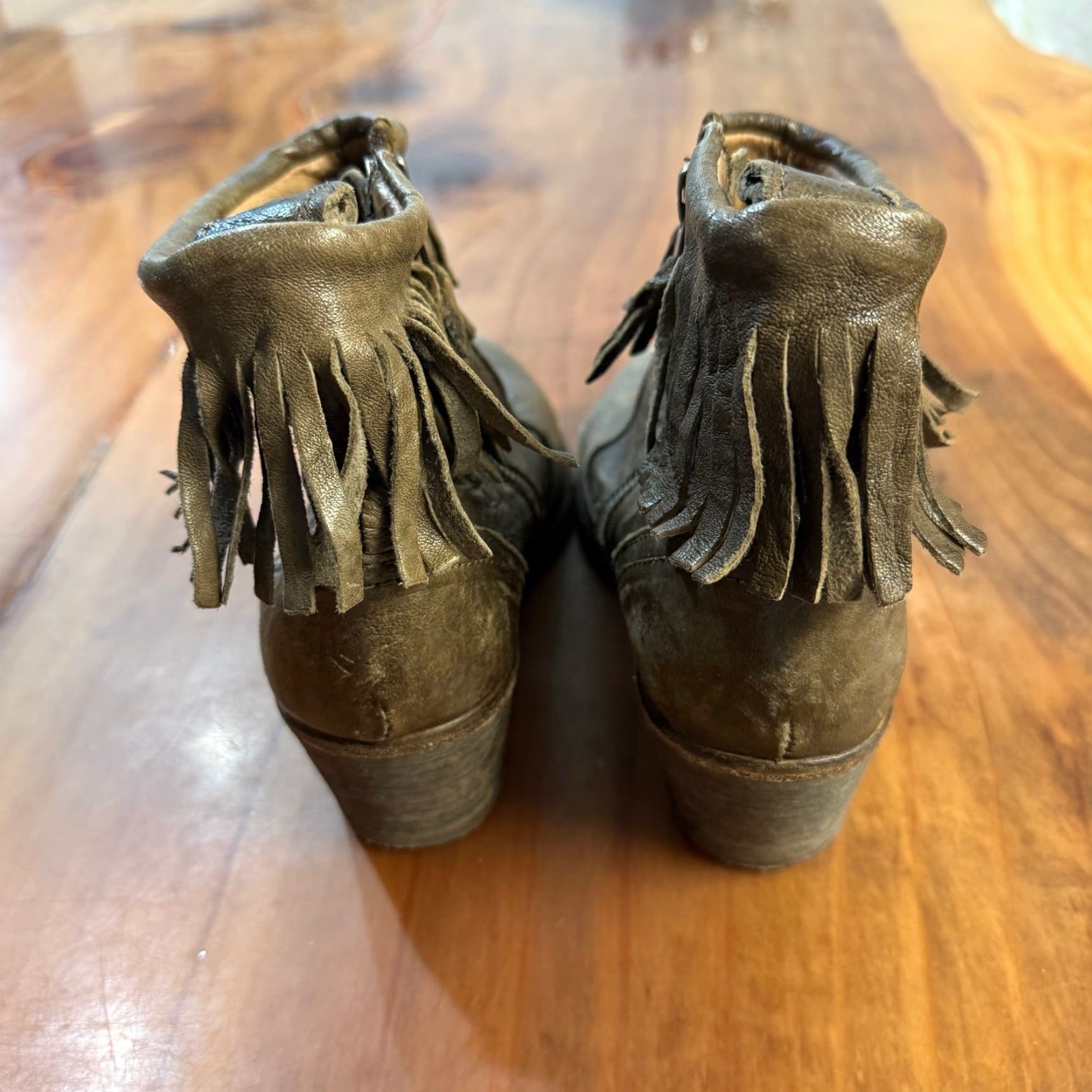 Allsaints AllSaints Boots Women's Bootie Leather Fringe Zip 7 US 38 EU Brown Almond Toe Wedge Leather Lining Ankle Regular Size 7 Shoes Size US 8 / IT 38 - 4 Thumbnail