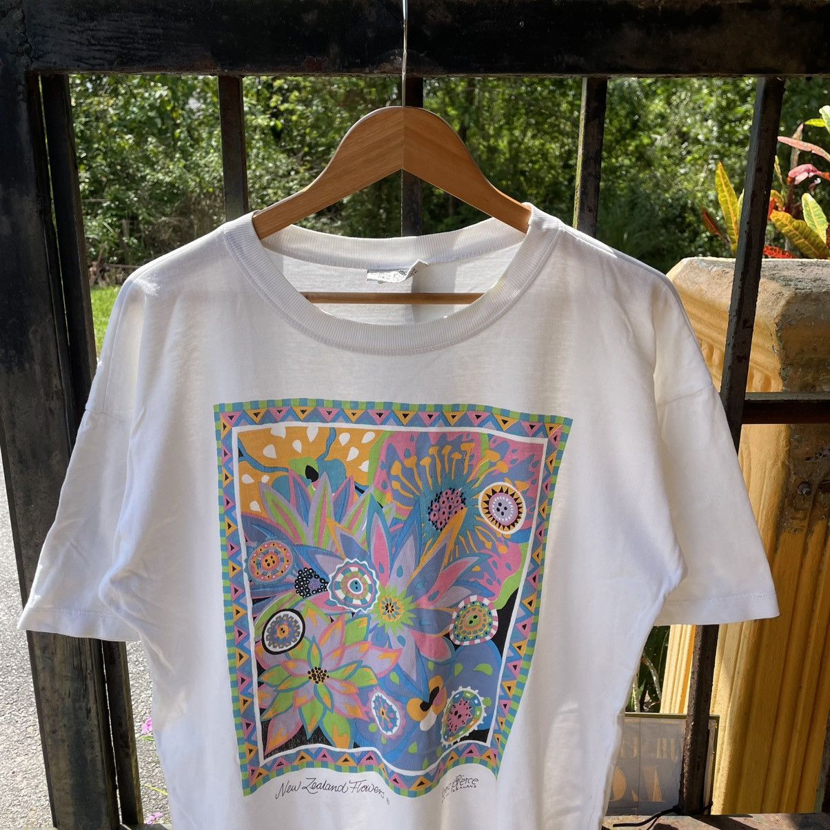 Designer × Vintage 🔥Vintage 90s Bec Pierce New Zealand Pop Art Flower Tee Size US L / EU 52-54 / 3 - 3 Thumbnail