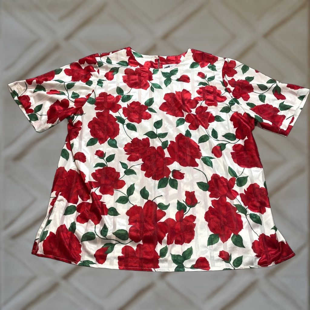 Vintage Top Notch Blouse Shirt Womens 20W White Red Roses Floral Short Sleeve Vintage US Size 3XL / US 20-22 - 1 Thumbnail