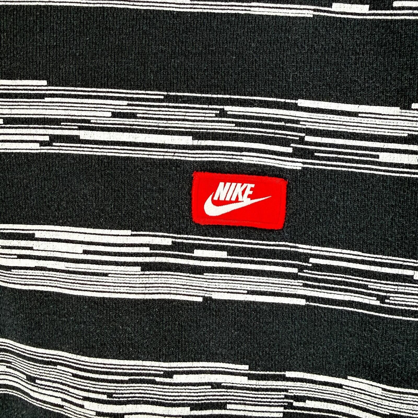 Nike Vintage Nike Static Speed Sweatshirt Y2K Streetwear Men’s XL Size US XL / EU 56 / 4 - 4 Thumbnail