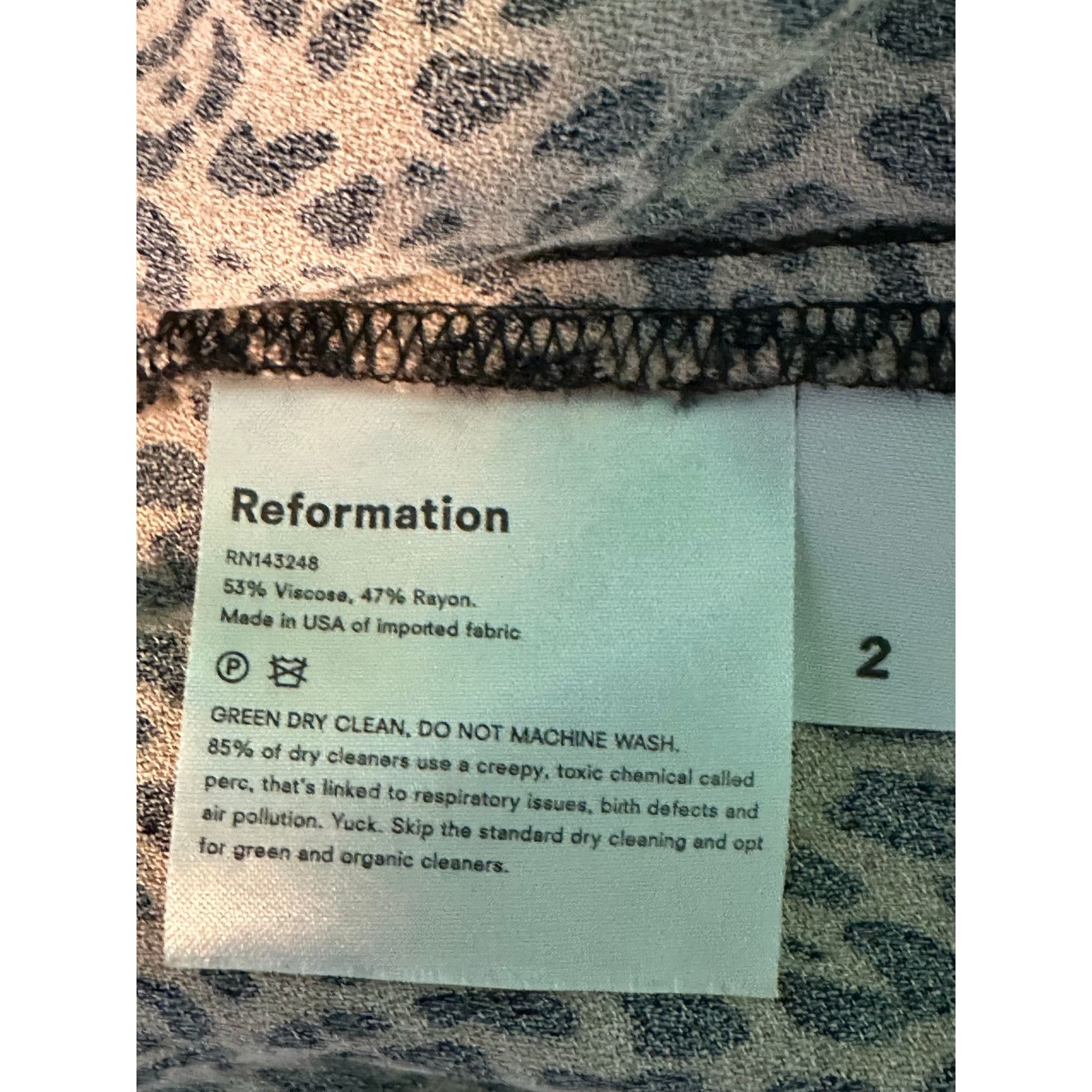 Reformation Reformation Lena Leopard Print Mini Dress size 2 Size XS / US 0-2 / IT 36-38 - 5 Thumbnail