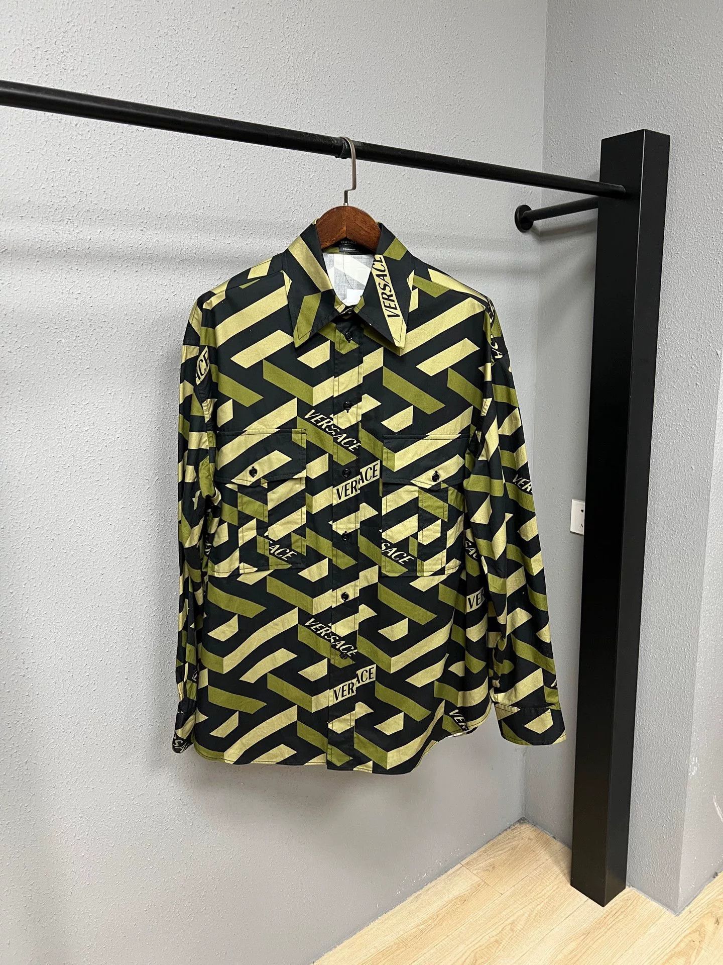 Versace Versace Maze Shirt Size US XXS / EU 40 - 1 Thumbnail