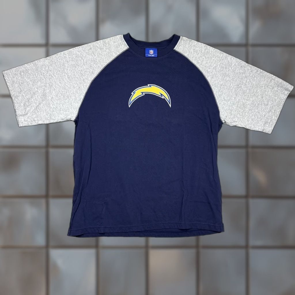 Reebok Reebok T-Shirt Chargers Logo Gray XL Mens Short Sleeve Crew Neck 100% Cotton EUC Los Angeles Football Gear Logo Size US XL / EU 56 / 4 - 1 Thumbnail