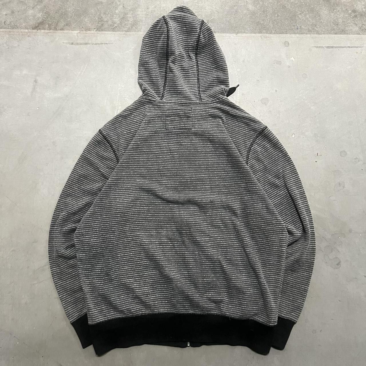 Vintage Crazy Vintage Y2K/2000s Striped White and Blank Zipup Hoodie! Size US L / EU 52-54 / 3 - 2 Thumbnail