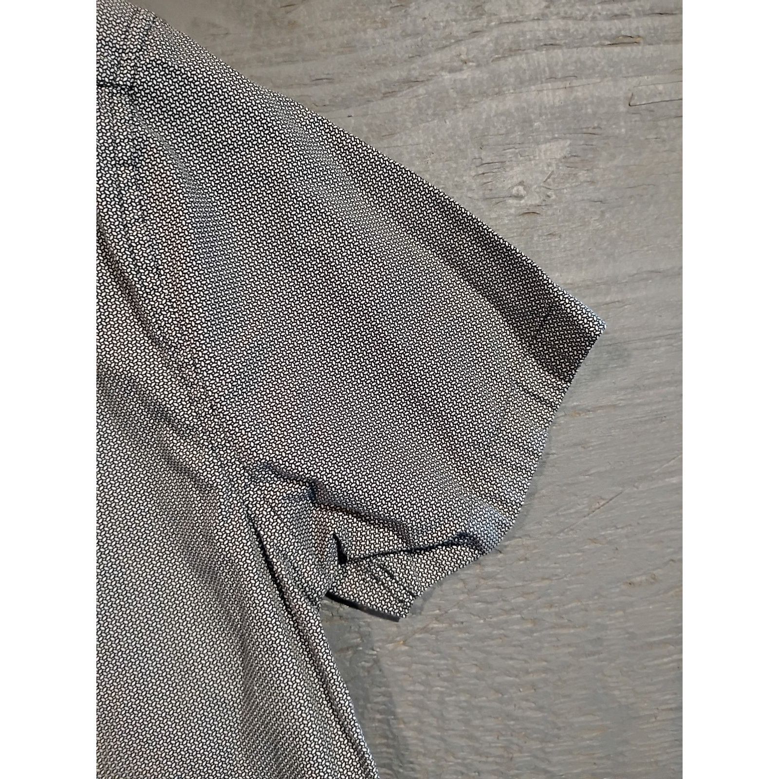 Other D & F (XL) Floral Interior Gray Button Dress Shirt Size US XL / EU 56 / 4 - 11 Thumbnail