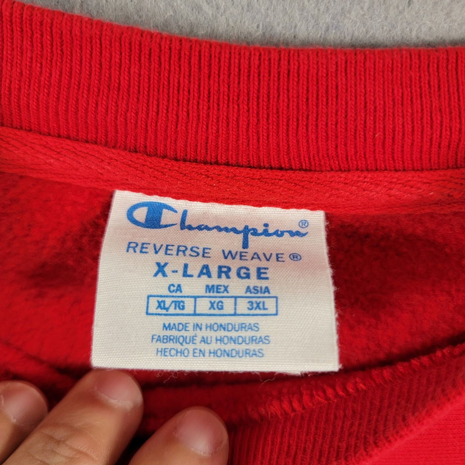 Champion Champion Vintage Reverse Weave Blank Sweatshirt Red Sz XL272 Size US XL / EU 56 / 4 - 4 Thumbnail
