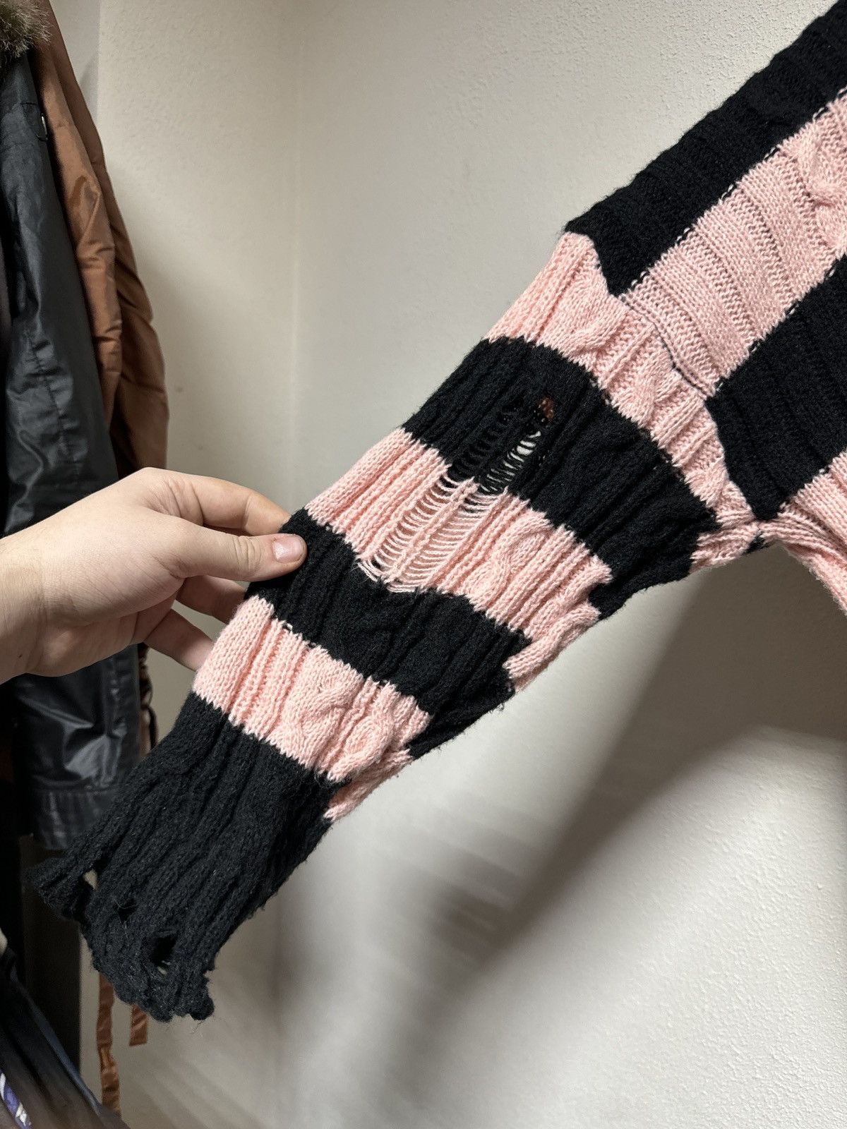 Japanese Brand × Junya Watanabe Vintage Japanese Distressed Junya Watanabe Style Sweater Size US M / EU 48-50 / 2 - 8 Thumbnail